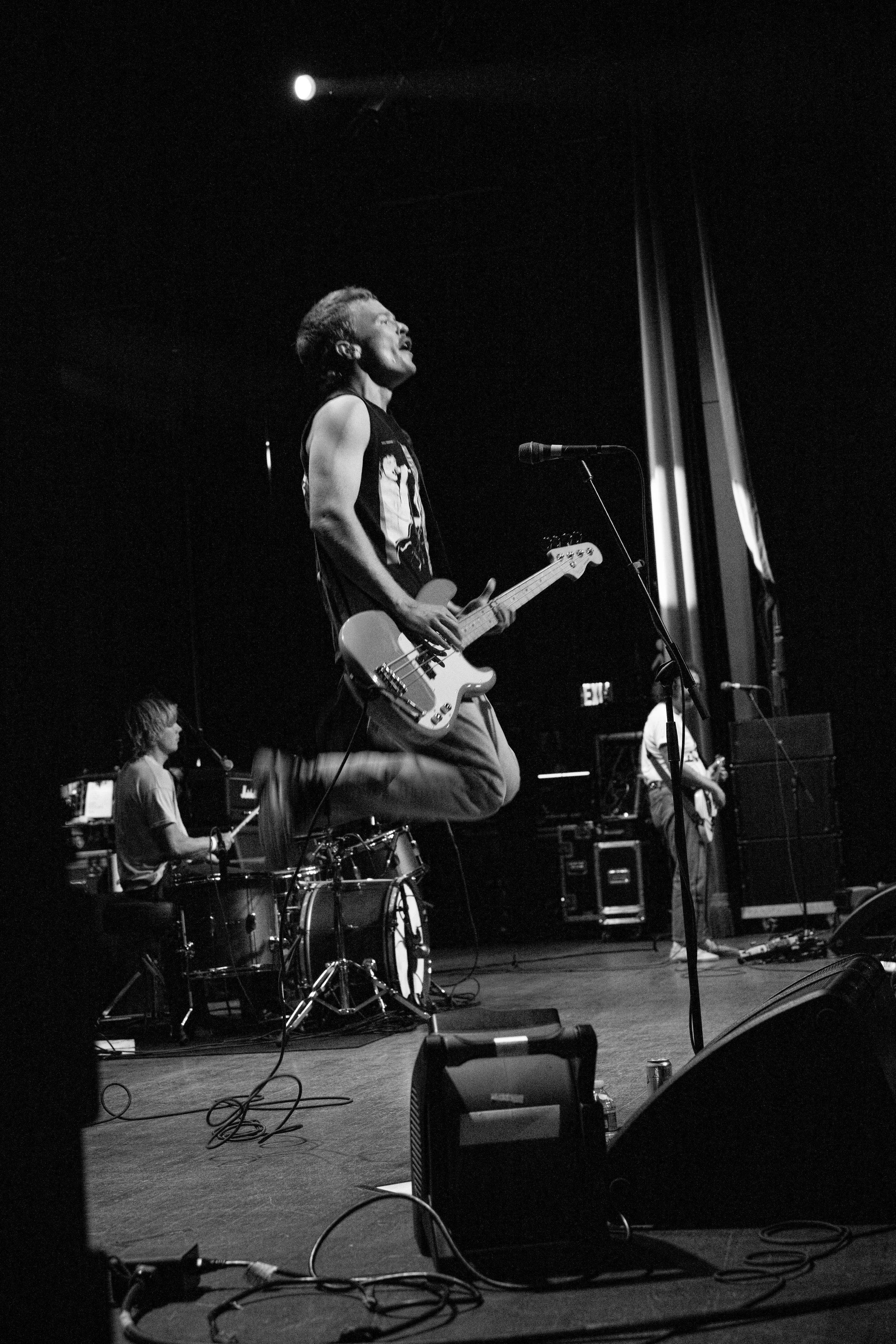 THE HIVES THE CHATS BROOKLYN PARAMOUNT PHOTOGRAPHED BY ANDREW WILLIS 13.jpg