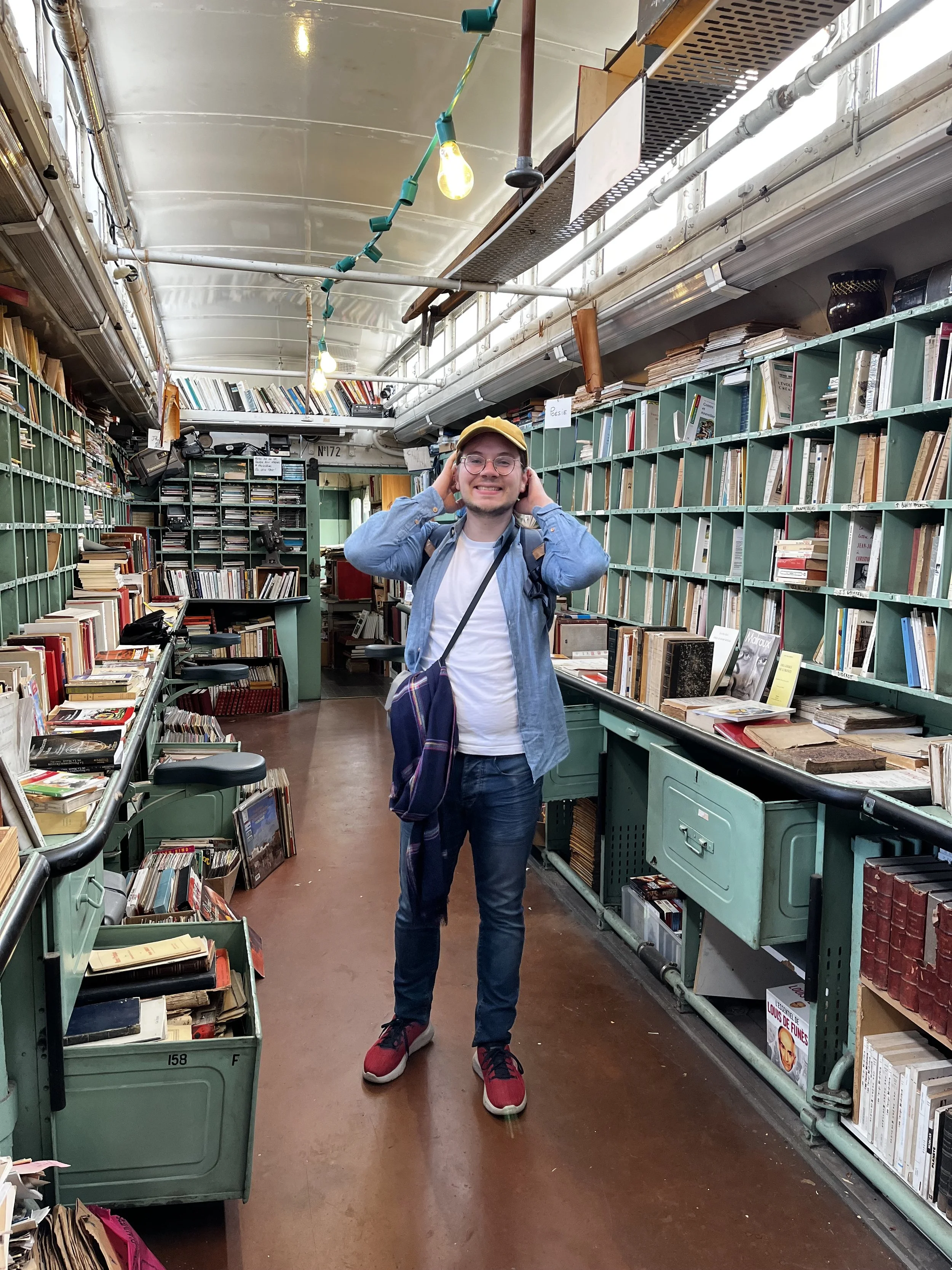 Simon in Auvers book shop !