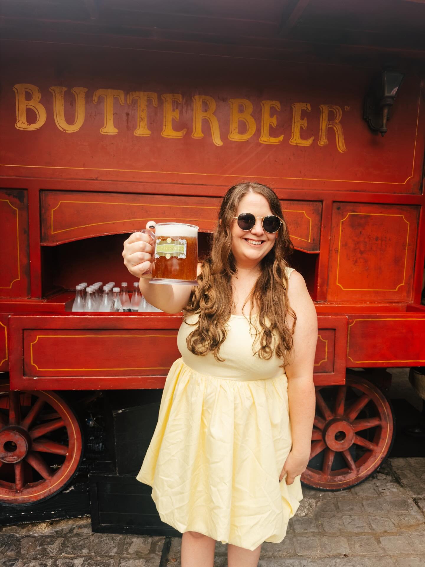 This is your sign to stop rushing through Universal.

Get the Butterbeer.
Sit down.
Stay a little longer than you planned.

Because these are the moments that actually make the trip feel good, not just the rides you checked off.

#relax #vacation #un