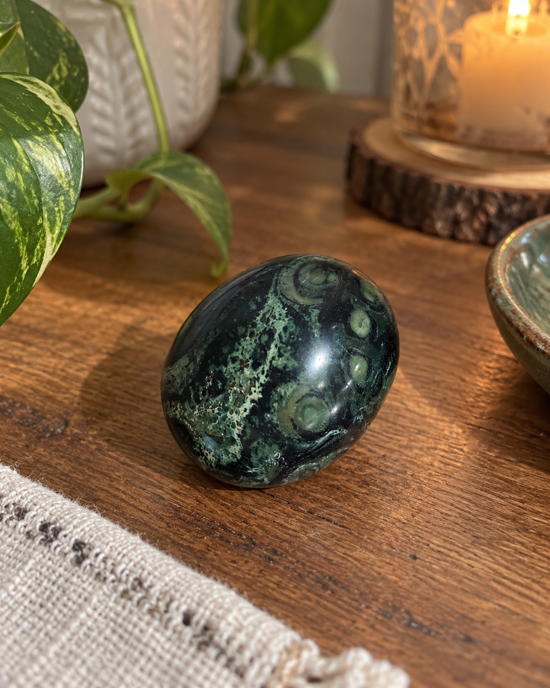 Kambamba-Palm Stone.png