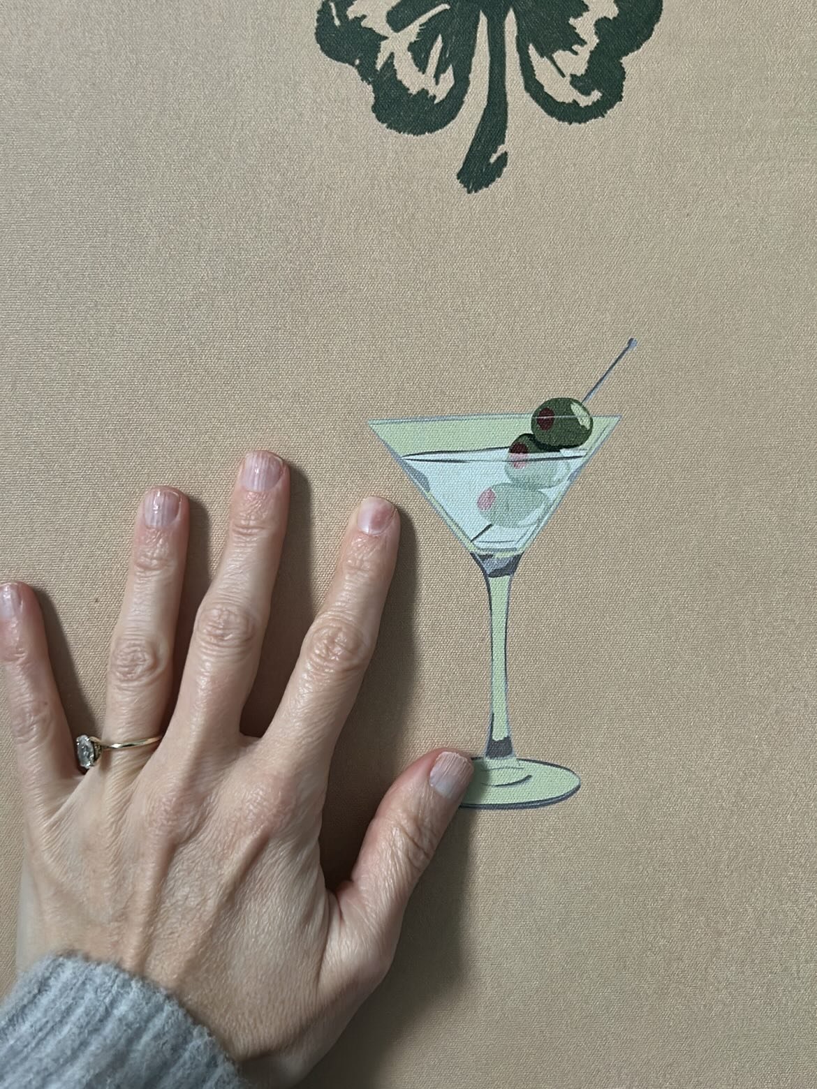 Wallpaper samples!! I love seeing my designs irl. 

#surfacepatterndesign #wallpaper #peelandstickwallpaper #renterfriendlydecor #printdesign #interiordesign