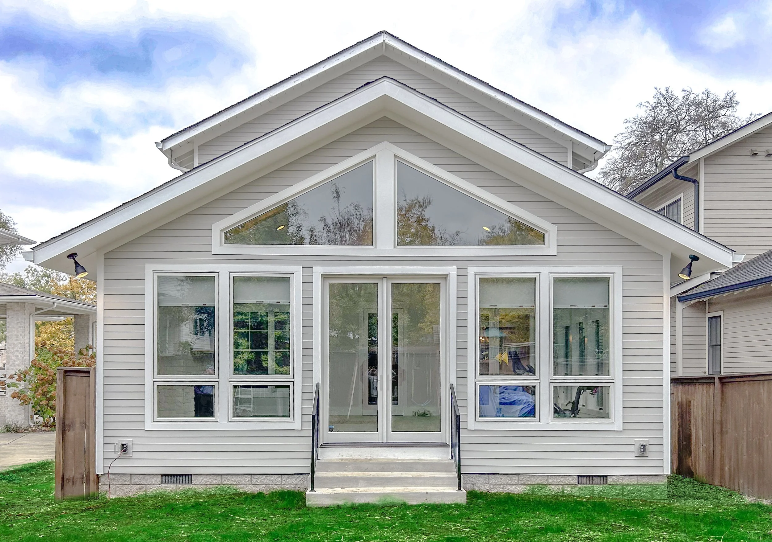 9-Exterior Straight.jpg