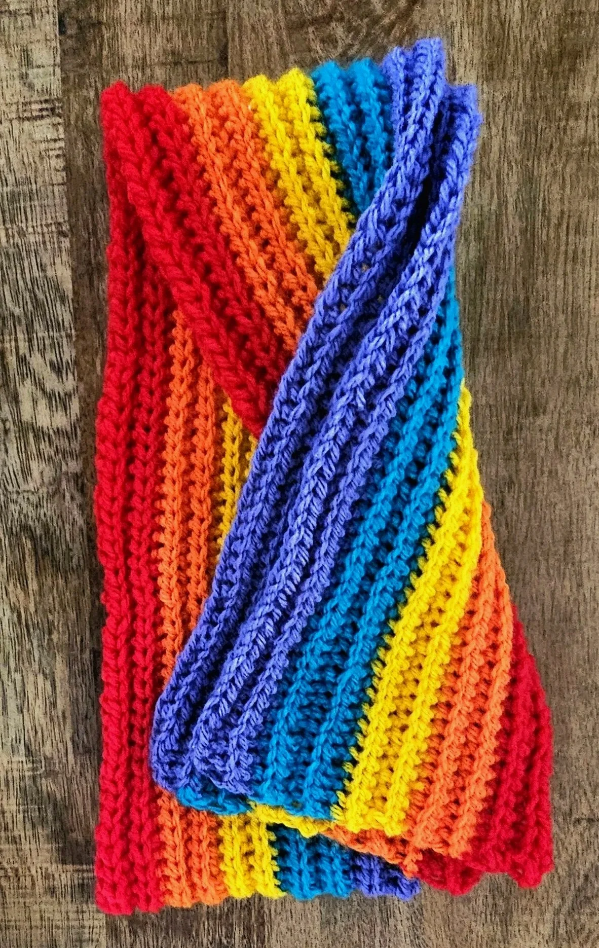 Rainbow+Scarf+1.jpg