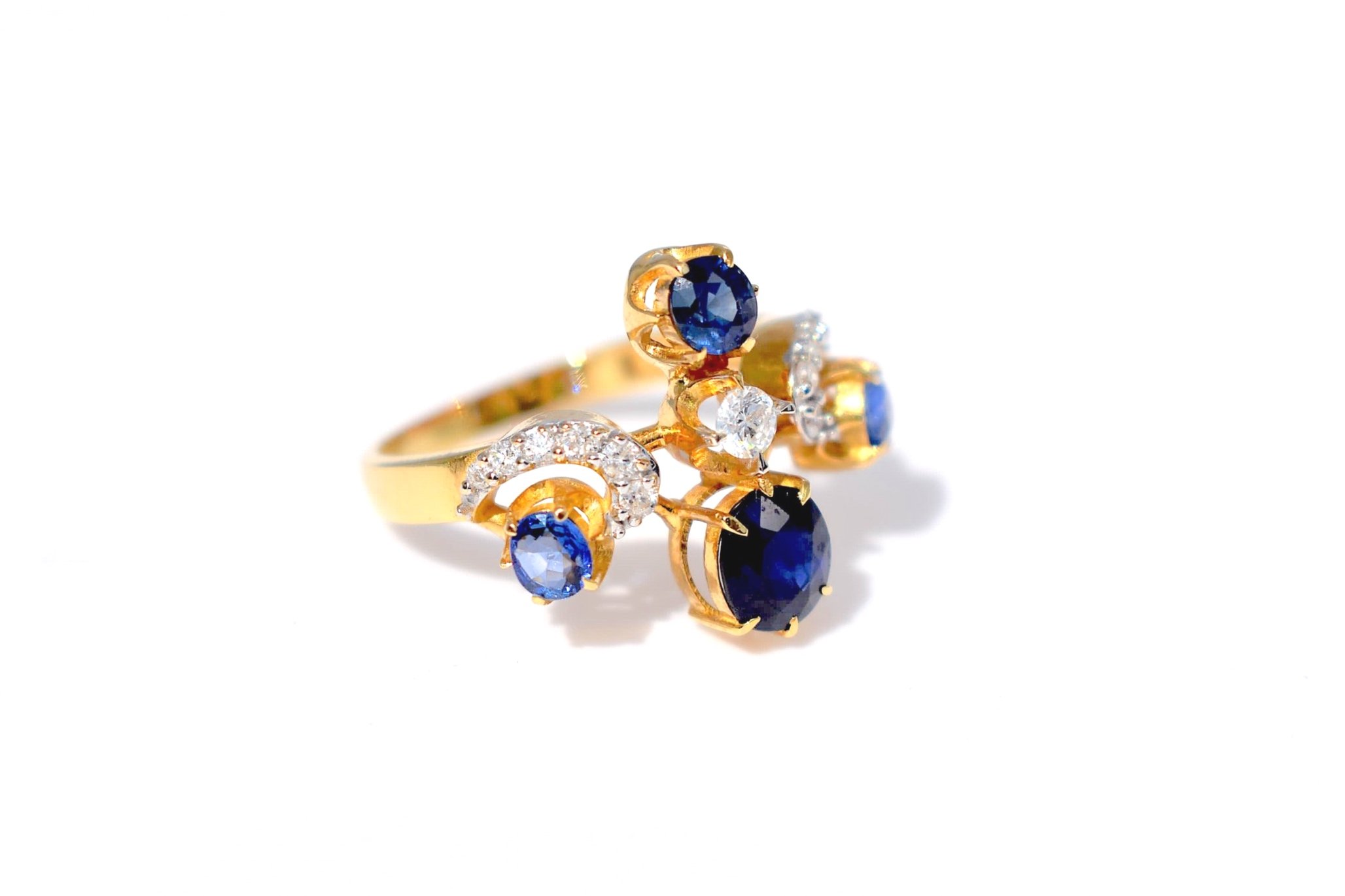 sapphires+vintage+ring.jpg