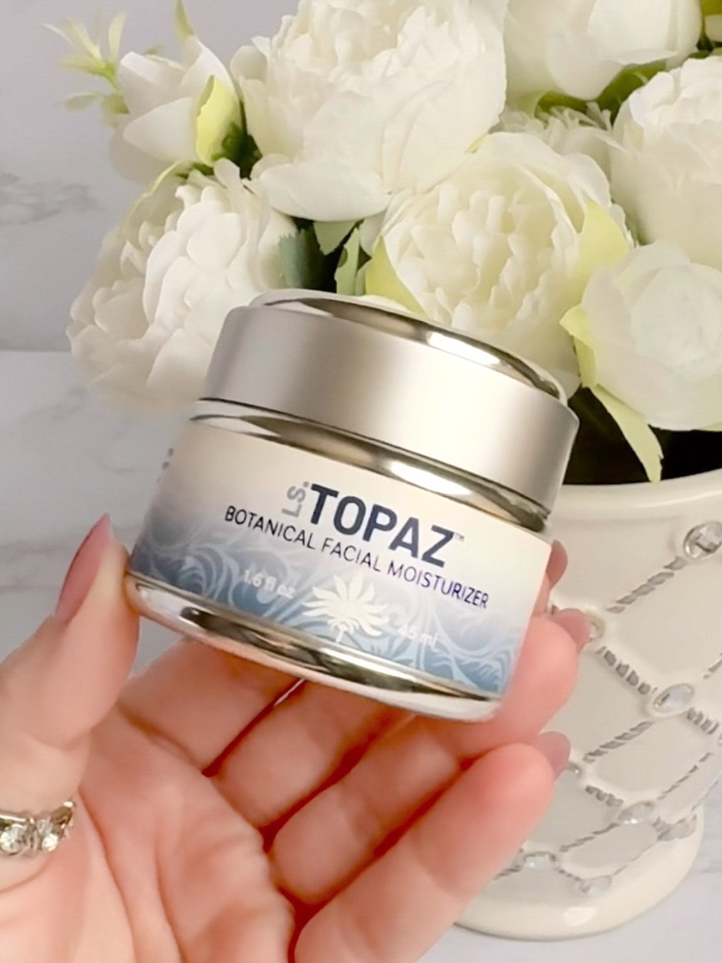 Rose hydrosol is one of the key ingredients in our Botanical Facial Moisturizer, and it&rsquo;s a must if you struggle with redness!

It&rsquo;s an ingredient that is probably more widely known for its ability to help balance the skin, but it&rsquo;s
