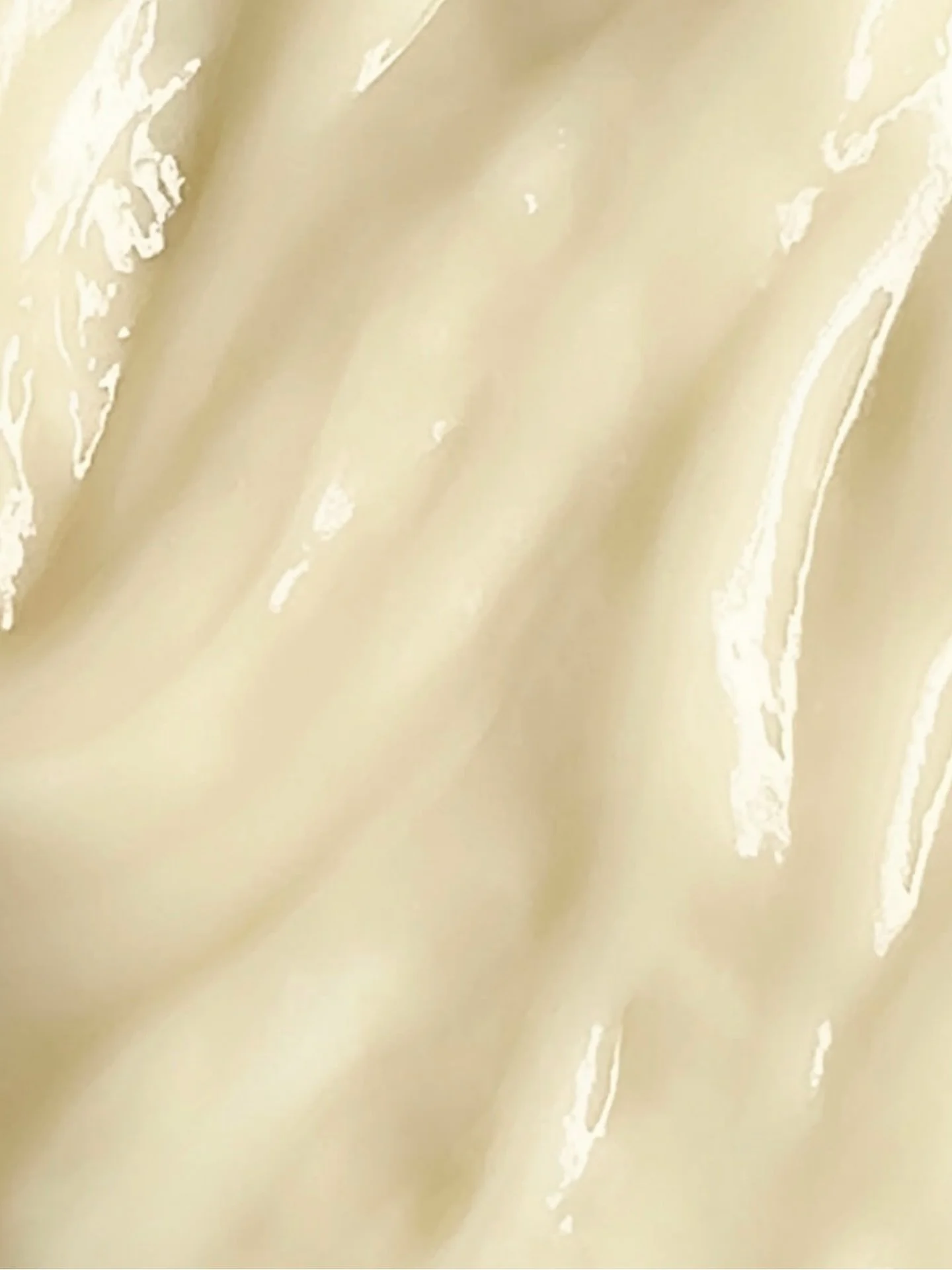 This beautiful serum harnesses the age-defying power of Bakuchiol Extract, a natural, non-irritating alternative to retinol, proven to smooth fine lines, even skin tone, and improve overall texture. 
Paired with NovoRetin™ Mastic Tree Bark, it