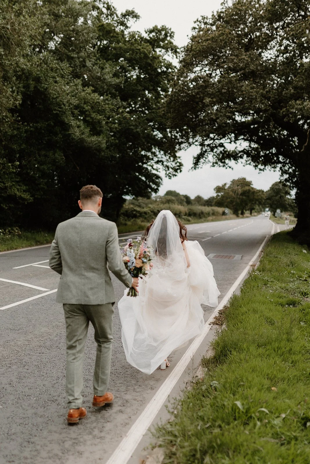 South Wales Luxury Wedding Celebrant