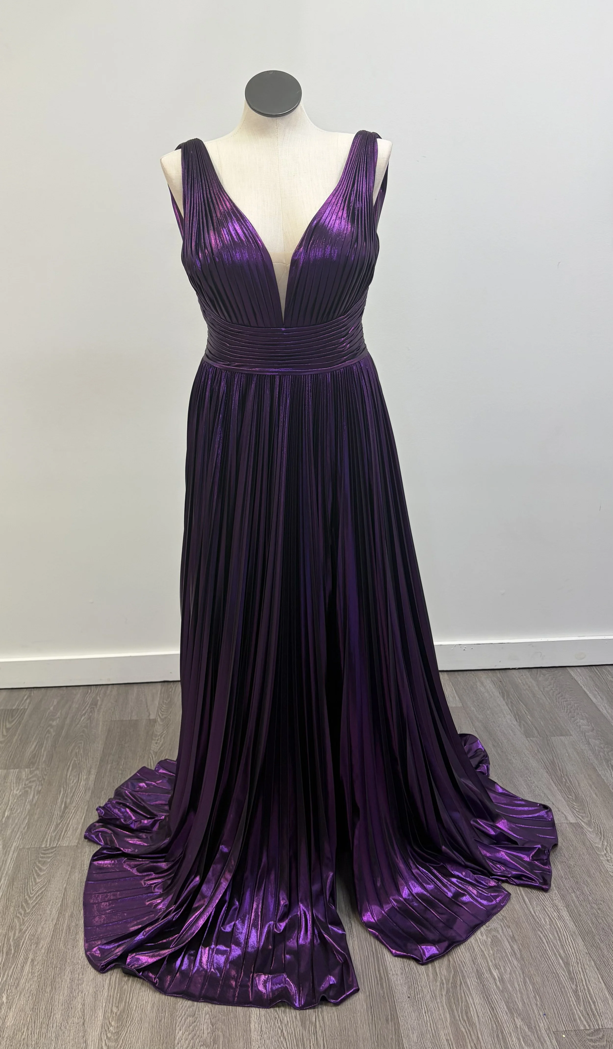 Jovani Size 10 44230 purple