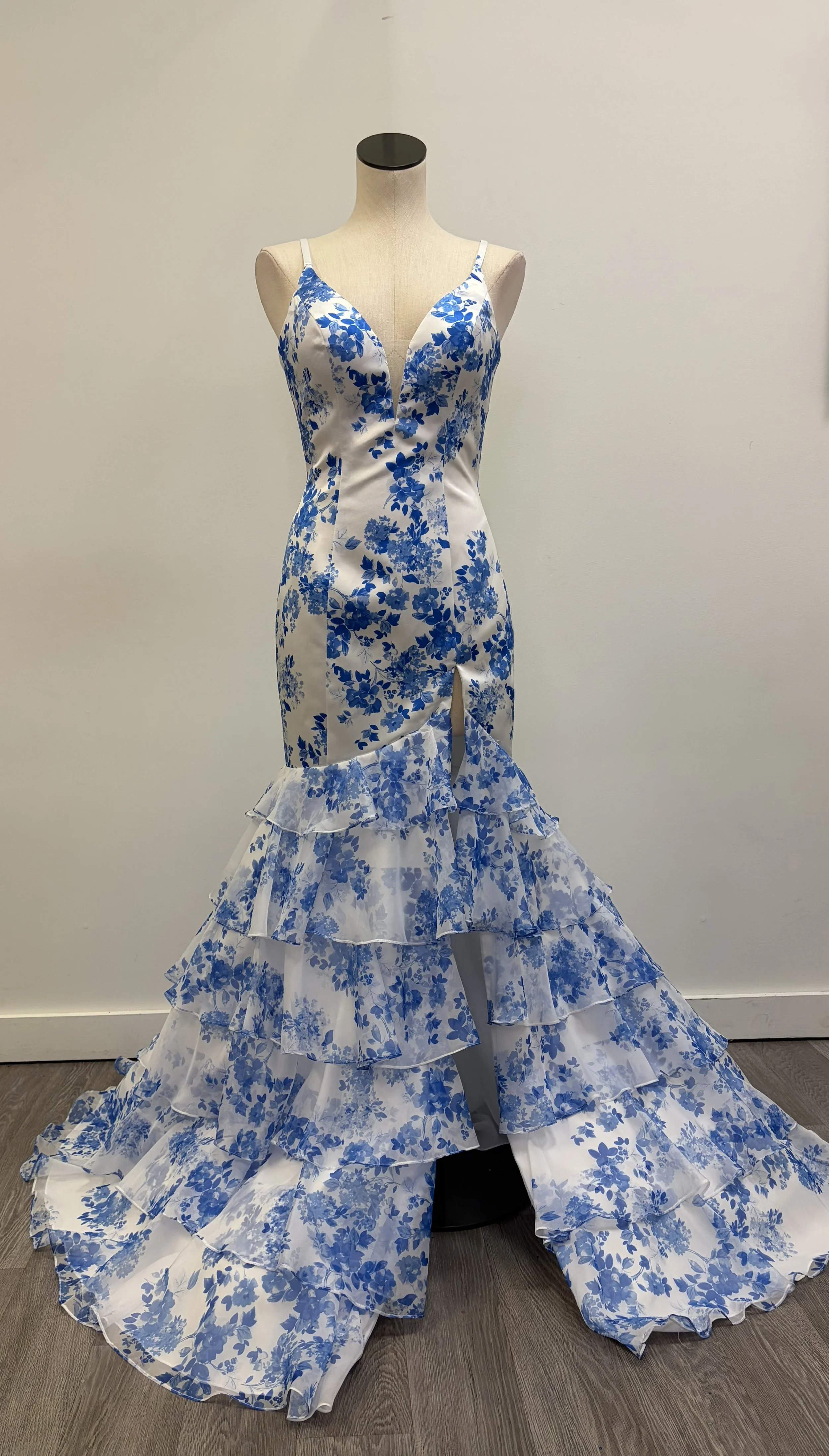 Jovani 48332A ofwblu 10