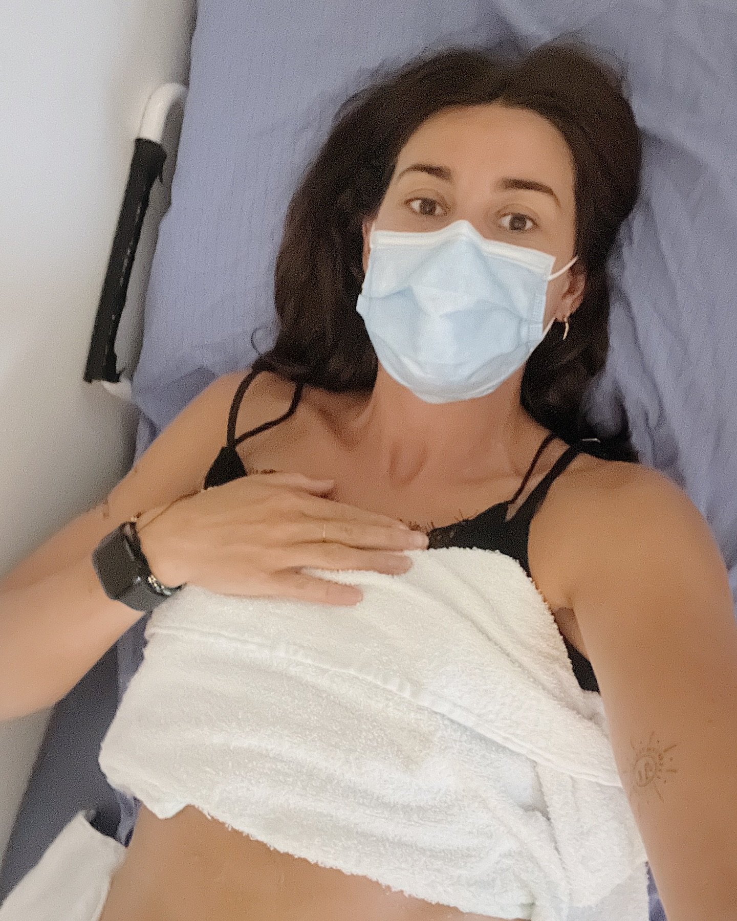 1 an de victoire contre l&rsquo;hypotyro&iuml;die (hashimoto) 💪
Cela fait 1 an que je suis officiellement gu&eacute;rie d&rsquo;une maladie auto-immune ... sans m&eacute;dicaments ou traitement &agrave; vie ! 
Damn que le chemin a &eacute;t&eacute; 