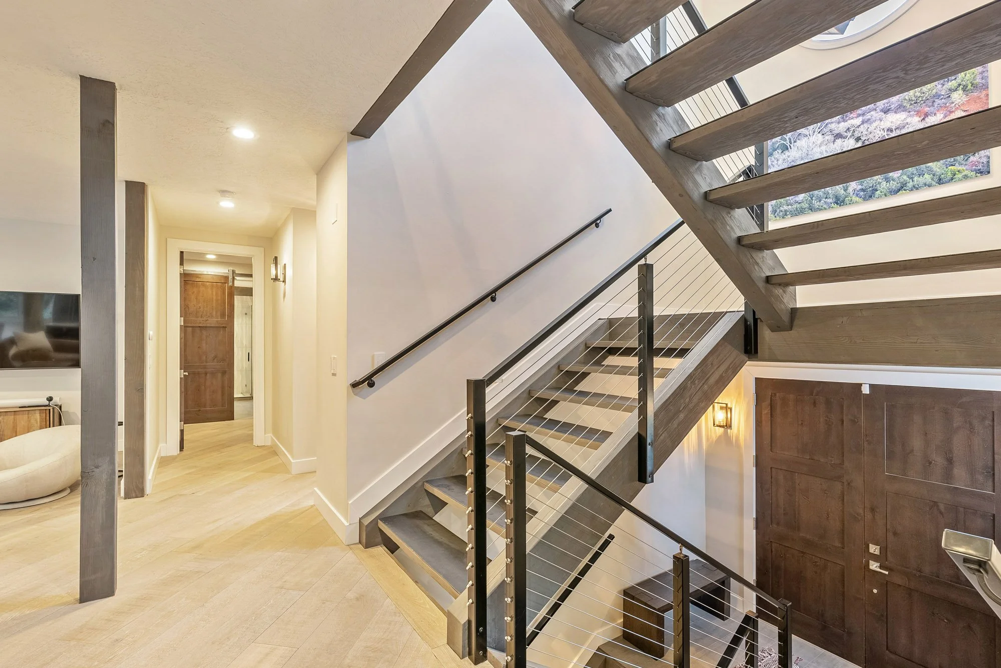 26 - 3253 Big Spruce Way.jpg