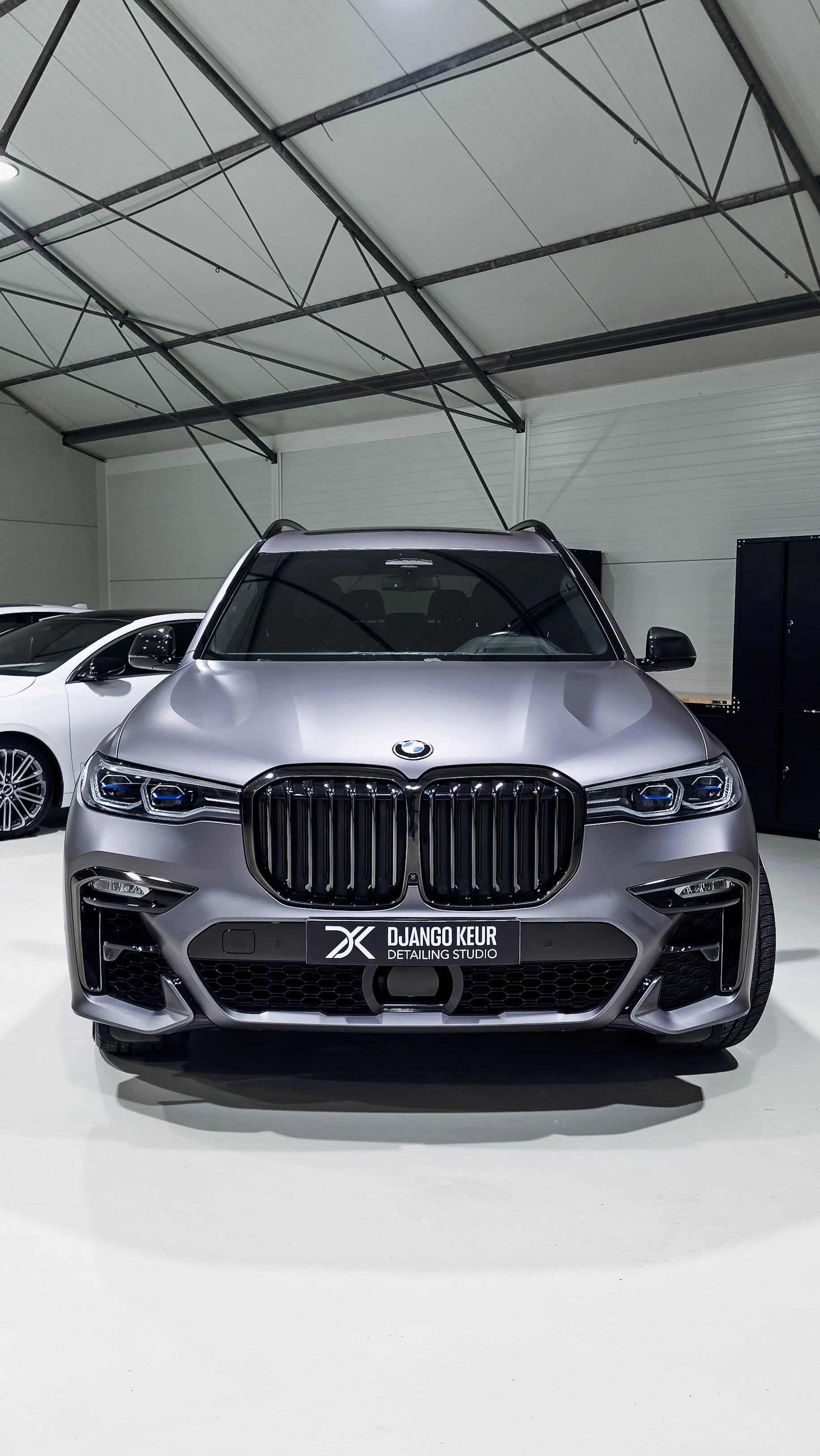 BMW X7 na volledige wrap.