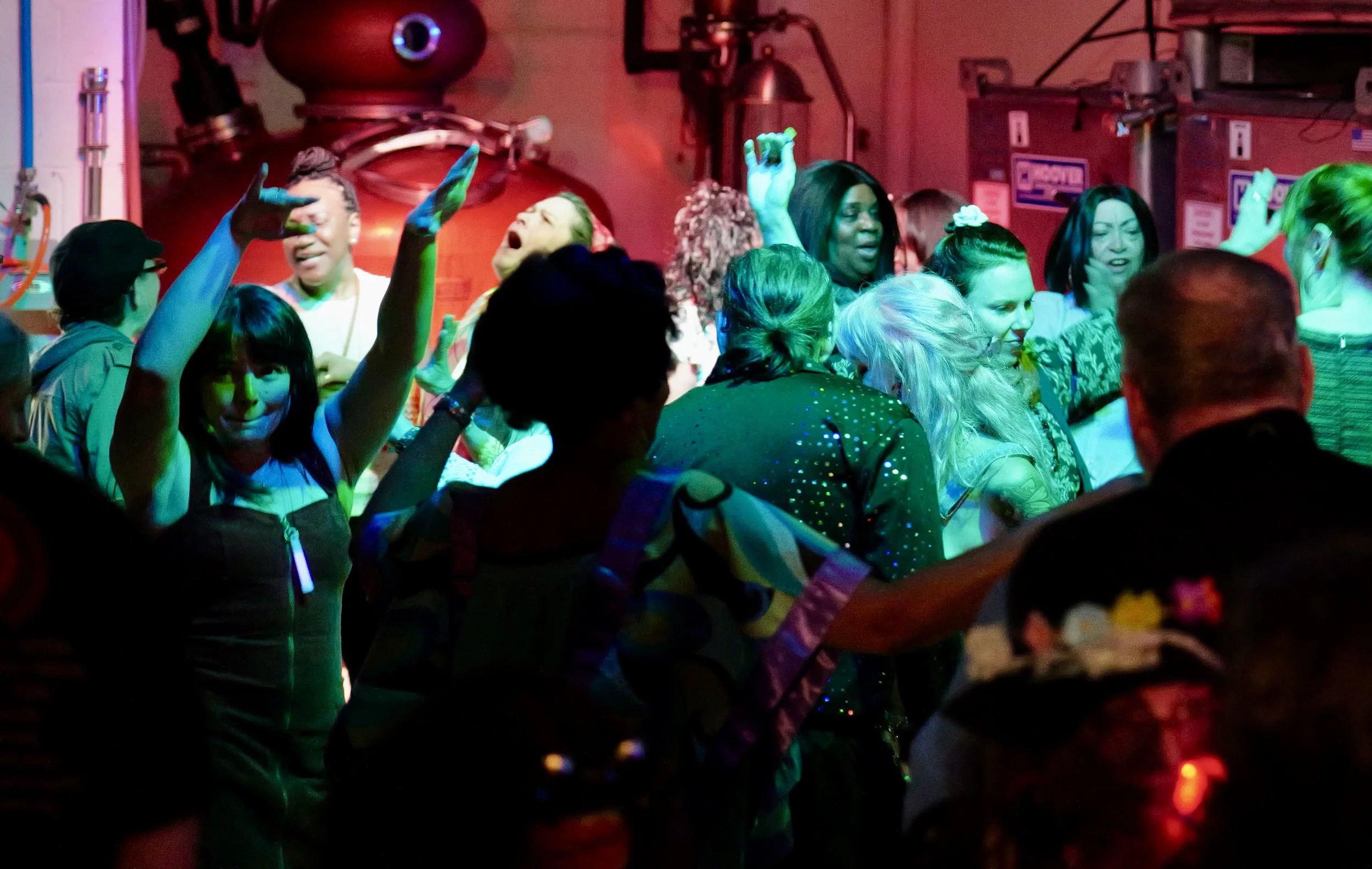 lively dancers.JPG