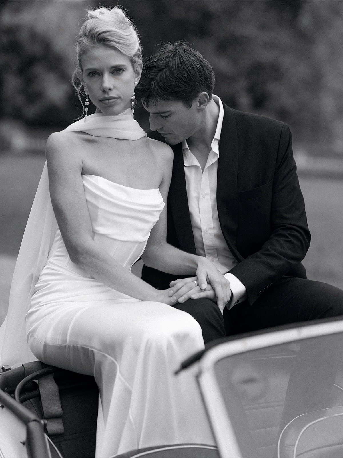 Because love doesn&rsquo;t need staging - it just needs light and the two of you.

Simplicity is always the most timeless choice. It&rsquo;s about following the light, holding on to each other, and letting the day flow naturally. No scripts, no force