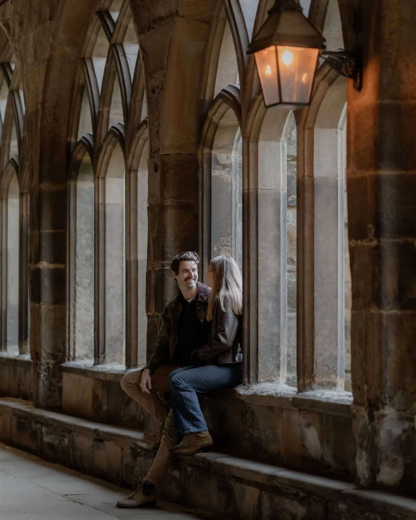 Take this as your official sign to book that couples shoot with your loved one. Ben and Annabelle were such a joy to capture their love: starting with coffee and tea at @flatwhitedurham and then walking the streets of Durham, whilst enjoying the abso