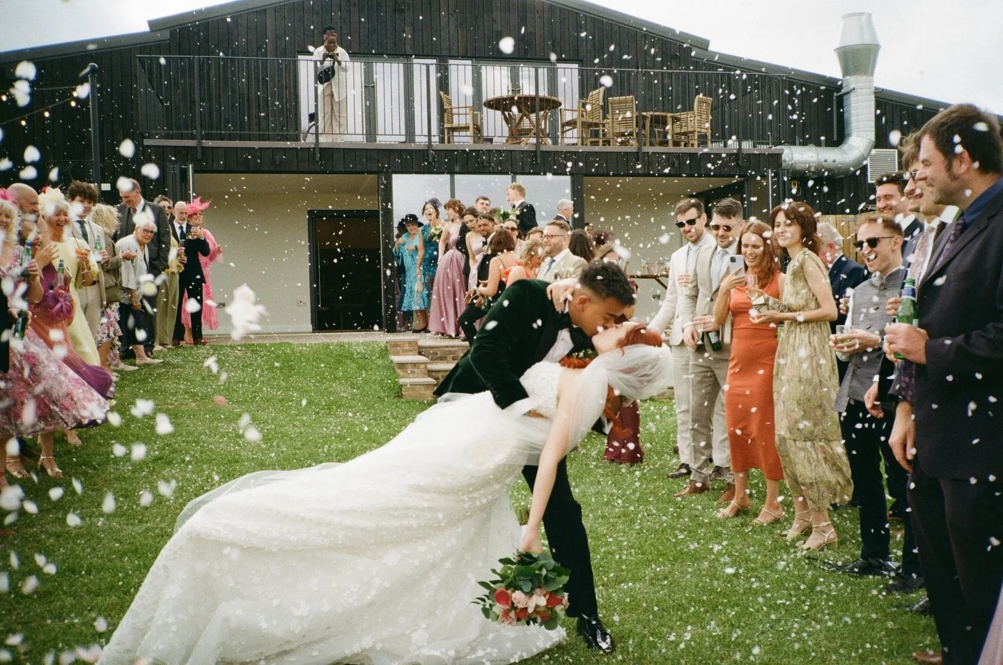 I don&rsquo;t tend to post much on landscape but I felt these lovely film pictures from @nr.nicholas and @chloeelouisen at @highbrockholmebarns deserved a spot on the grid!!

Nothing makes me happier than shooting your wedding on both digital and fil