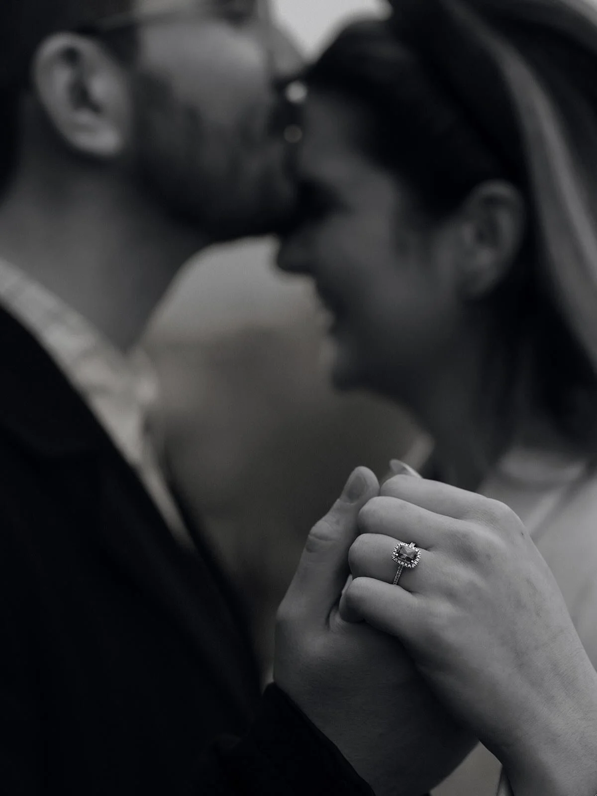 ✨ It&rsquo;s always the little things&hellip; ✨

Nat&agrave;lia &amp; Jack&rsquo;s engagement session was a beautiful reminder that love lives in the quiet details - the way hands naturally find each other, the soft forehead kisses, the laughter betw