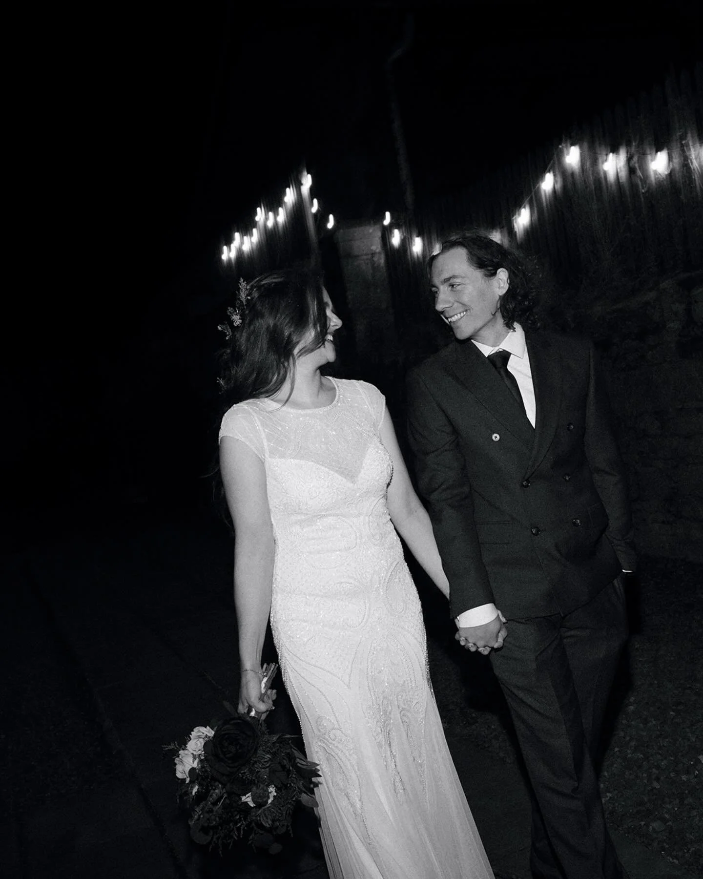 ✨ Just 30 minutes. That&rsquo;s all it took. ✨

For Charlotte &amp; Jamie&rsquo;s couple portraits, we kept things simple and intentional - stepping away for just two short 15-minute moments during the day. No long photoshoots, no missing the celebra