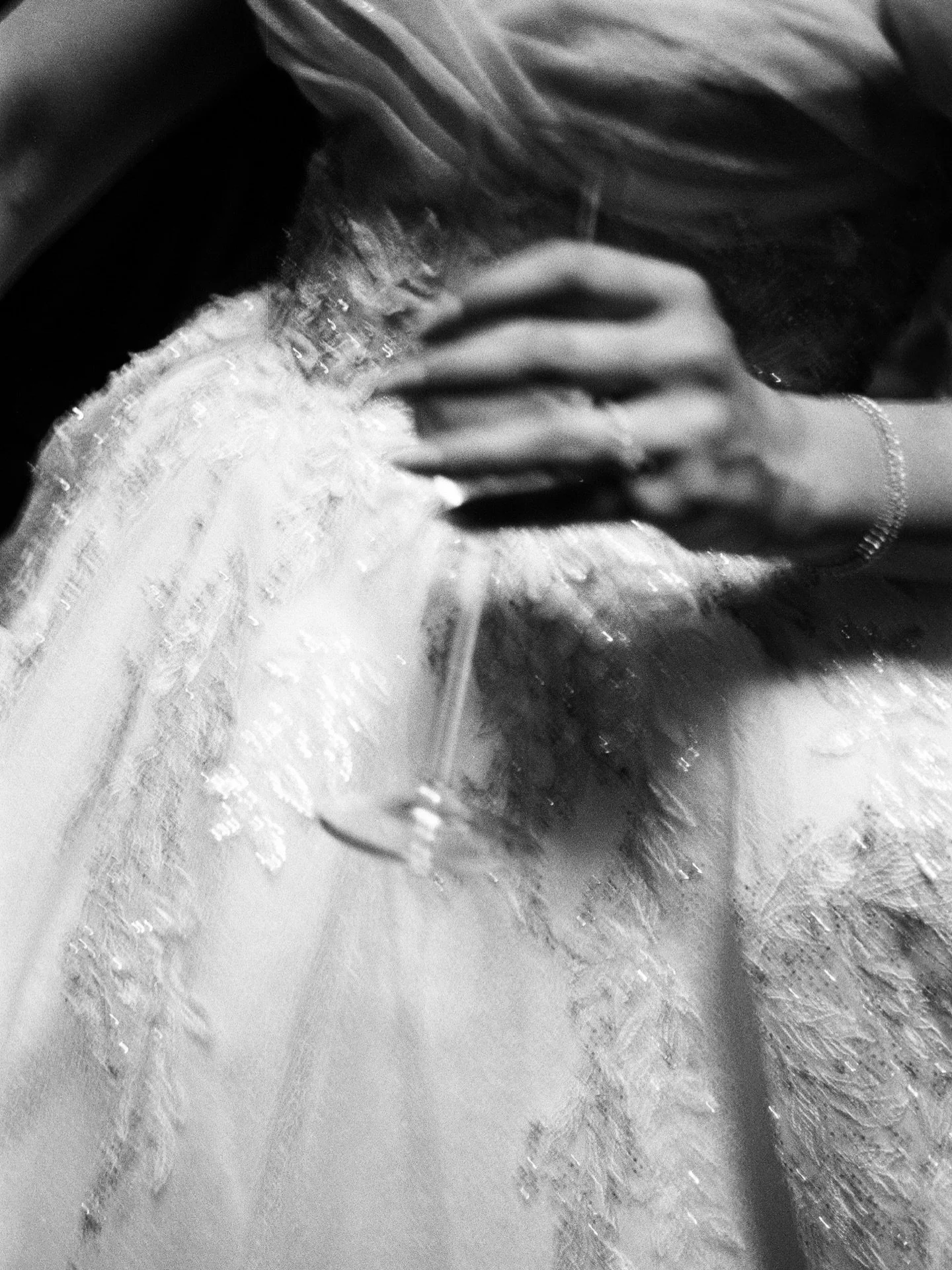 Obsessed with the film scans from @nataliacm94 and @jackpinney at @dundascastle scanned by @takeiteasylab 😍😍😍 cannot wait to share them all!! Little sneak peak!!

This is your sign to get some film rolls included in your package 🤌🏻🤌🏻🤌🏻

Phot