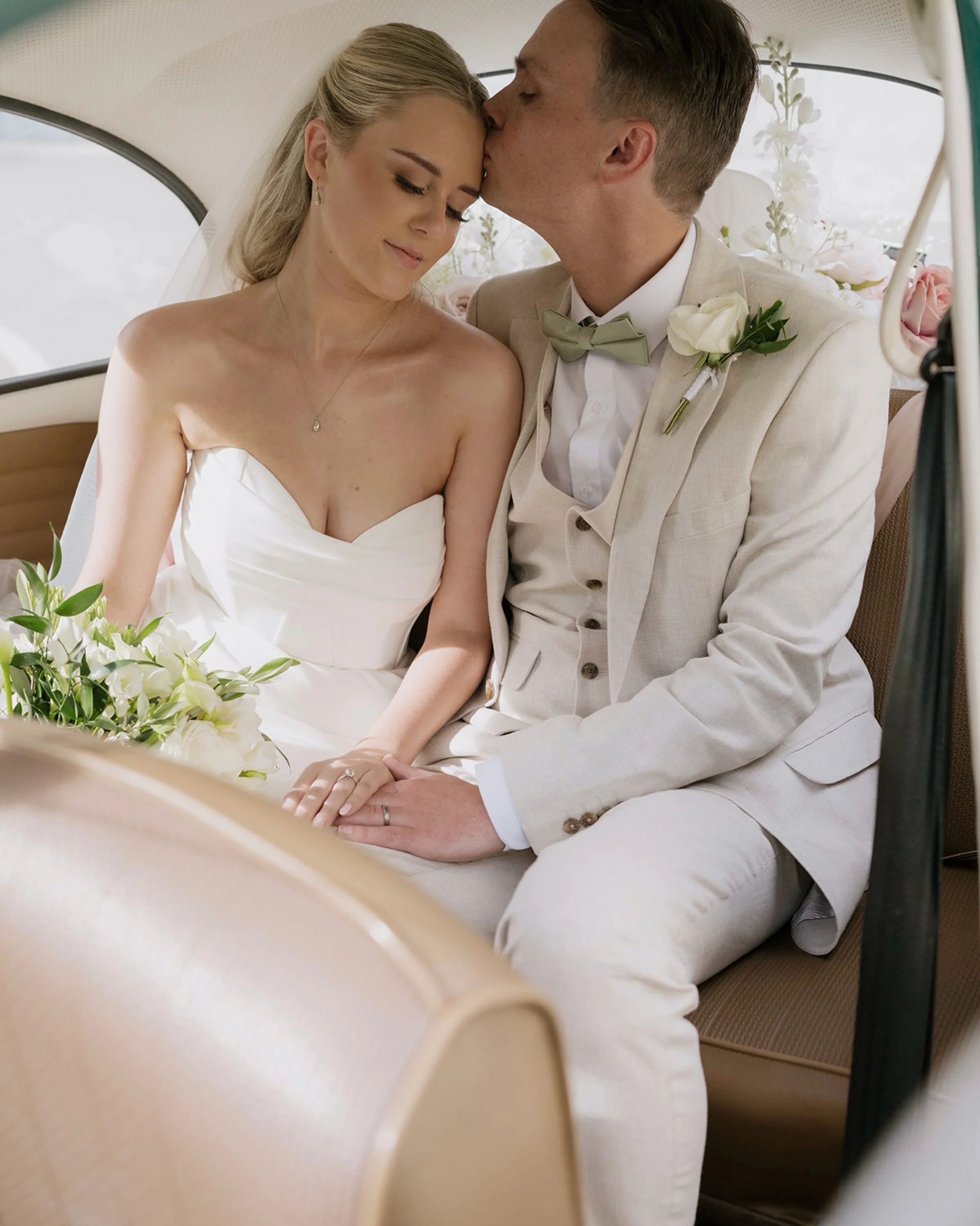 Some wedding days just feel effortless, and this was one of them. From the quiet moments getting ready at Bowburn Hall to exchanging vows at The Story in Durham, every part of the day was centred around one thing: the love these two have for each oth