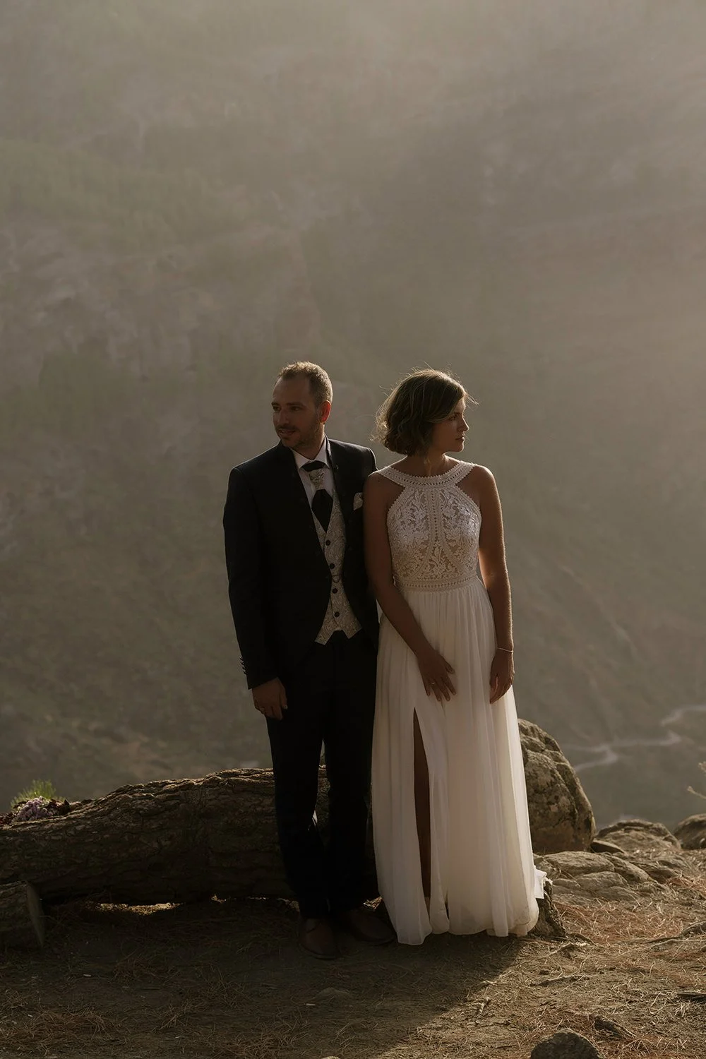 Timeless Wedding Editorial Roque Nublo Elopement Gran Canaria Portraits-43.jpg