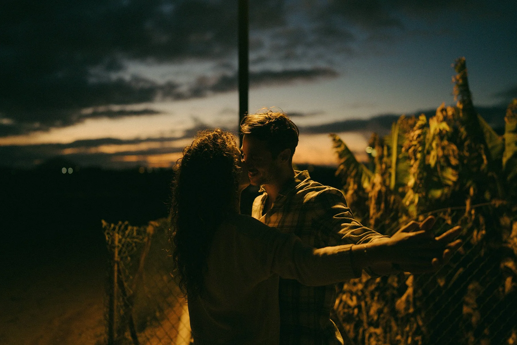 Timeless Fashion Engagement Fuerteventura Night Cinematic-22.jpg