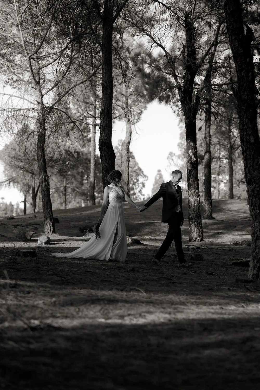 Timeless Wedding Editorial Roque Nublo Elopement Gran Canaria Portraits-15.jpg
