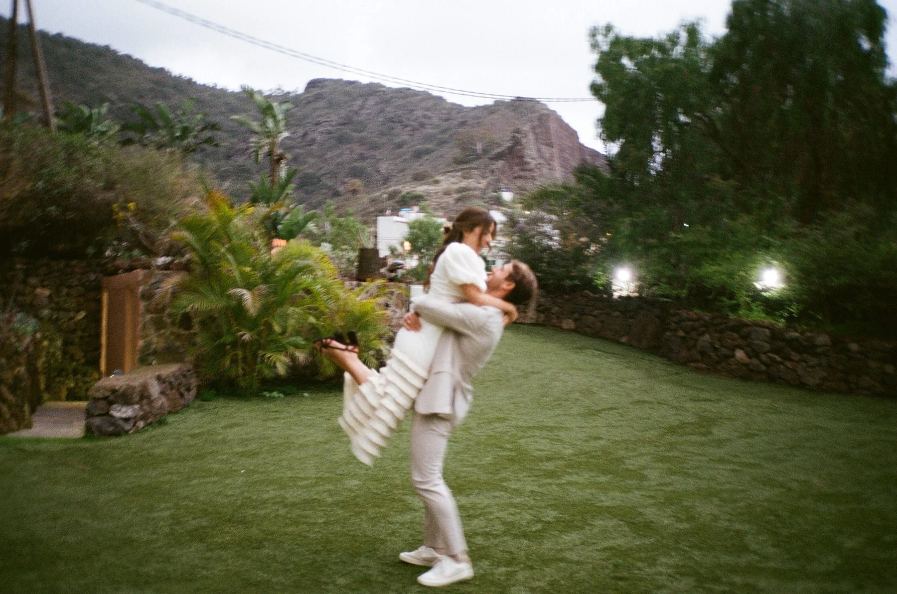 Timeless Editorial Classic Wedding Maipez Hotel Gran Canaria Film34.jpg