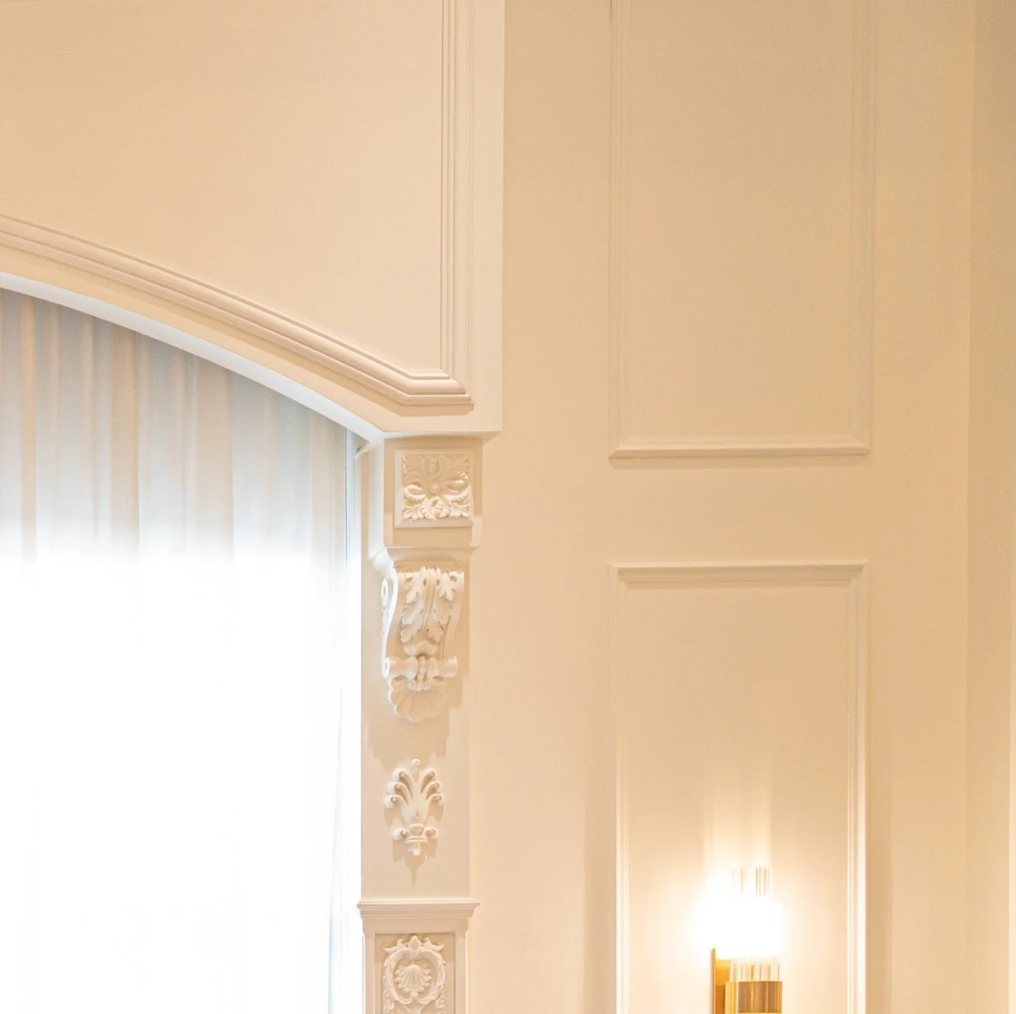 String trio and harp ensemble playing some Taylor Swift and Shostakovich for the first dance at Paradise Banquet Hall!

#torontowedding #torontoweddingstrings #weddingmusicians #torontoweddingmusicians #livemusic #livemusicians #ceremony #prelude #co