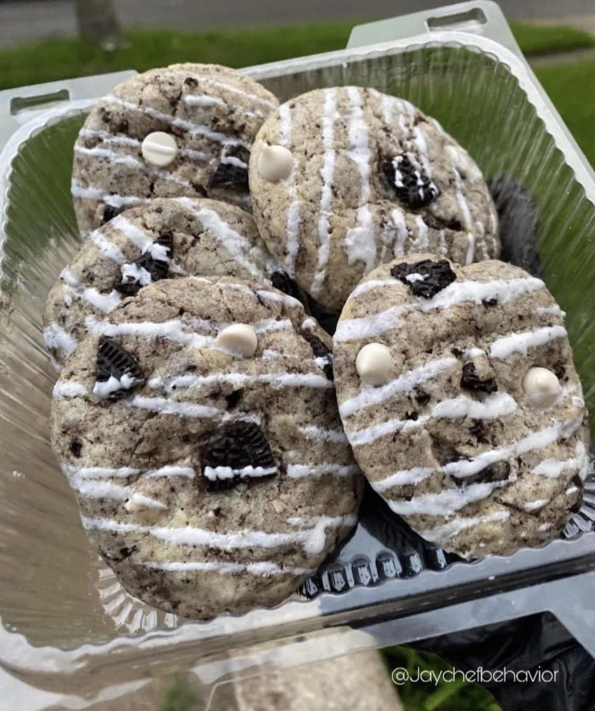 Cookies & Cream Cookies