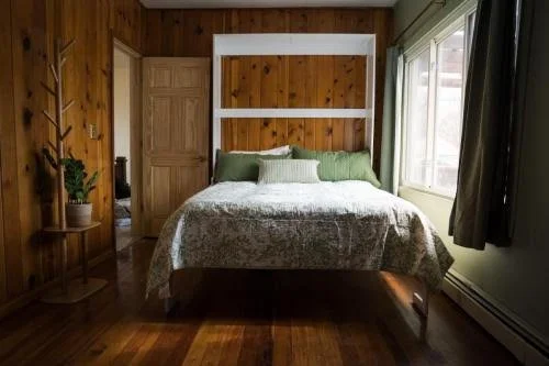 Christian women's entrepreneur retreat bedroom