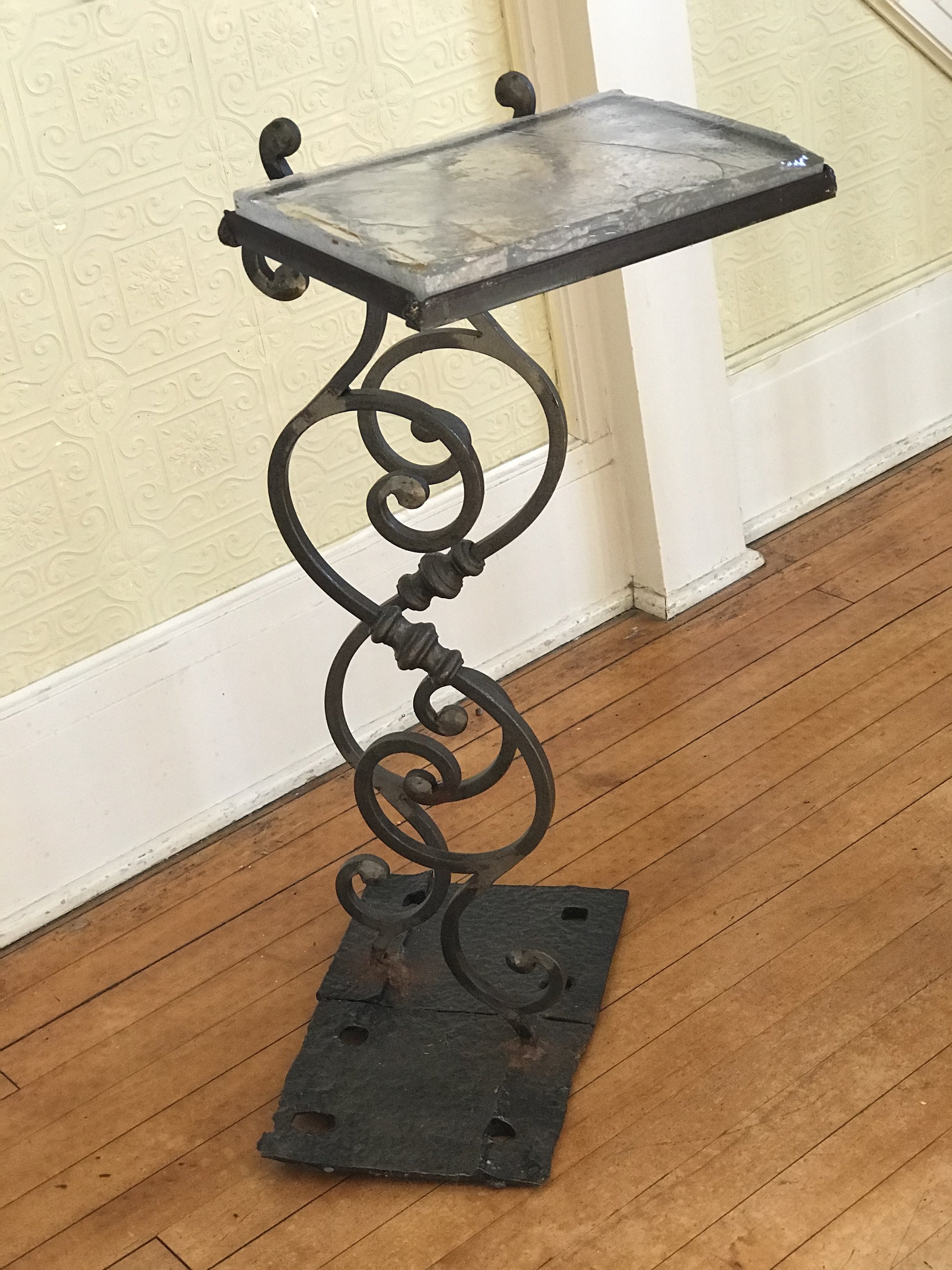 Sculptural Tables-06.jpg