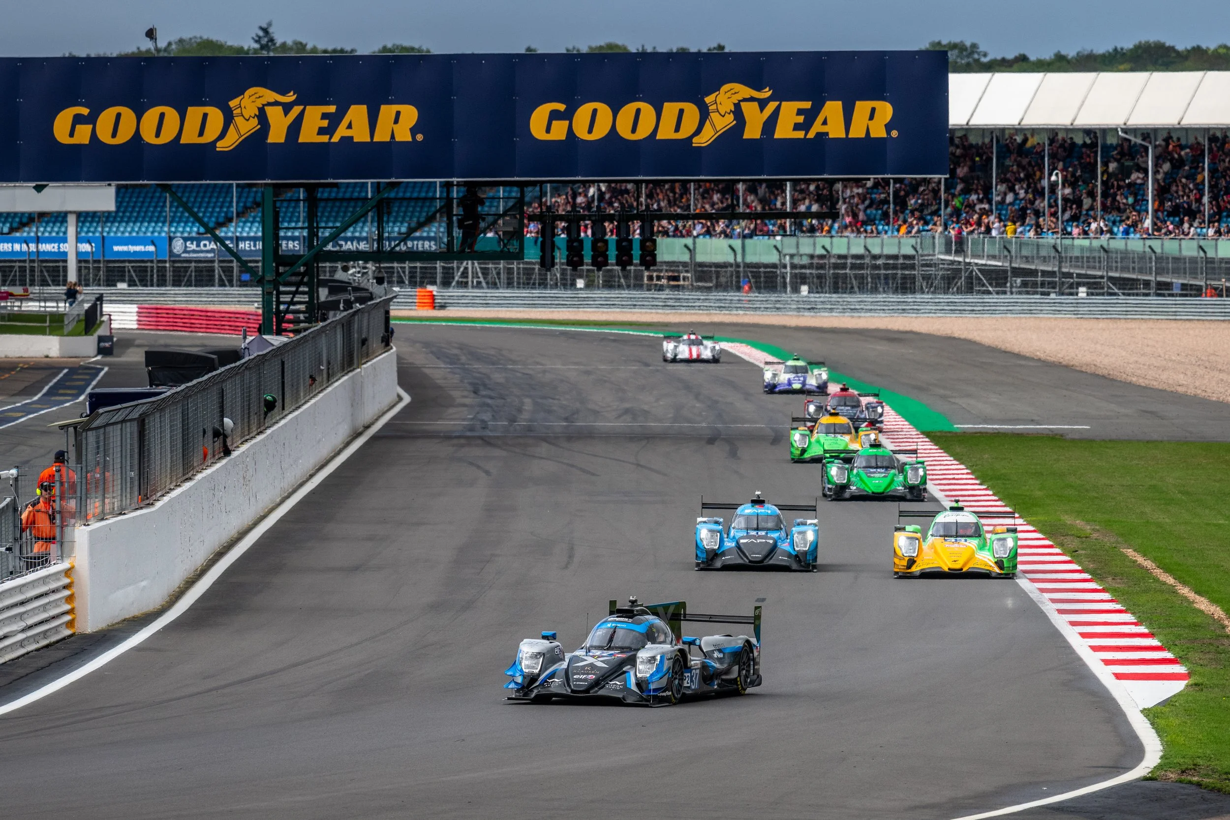 Fans Hail Jensen as Silverstone's Standout Driver After Rain Ends Dominant Run