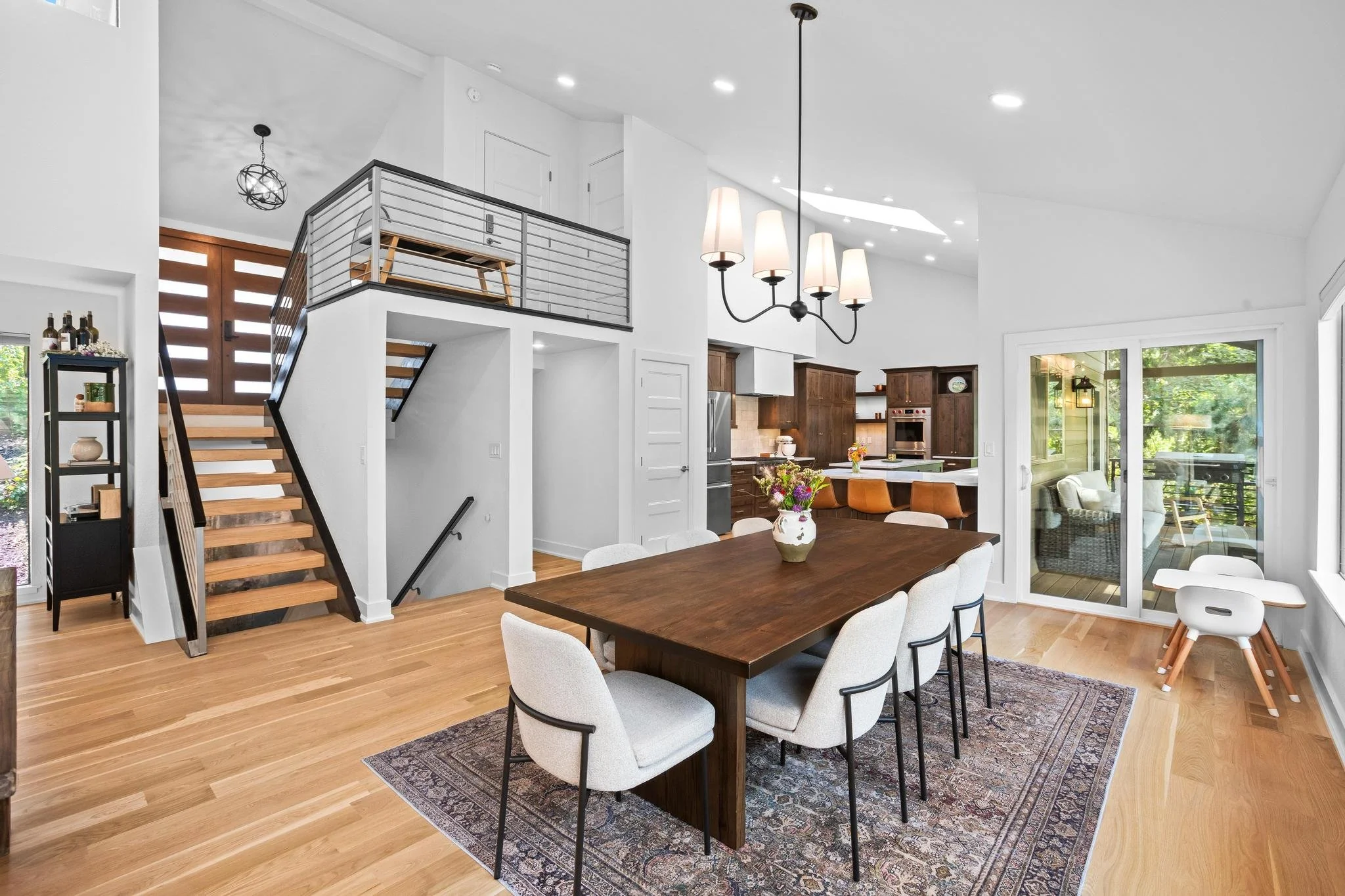 490 Balmoral017.jpg