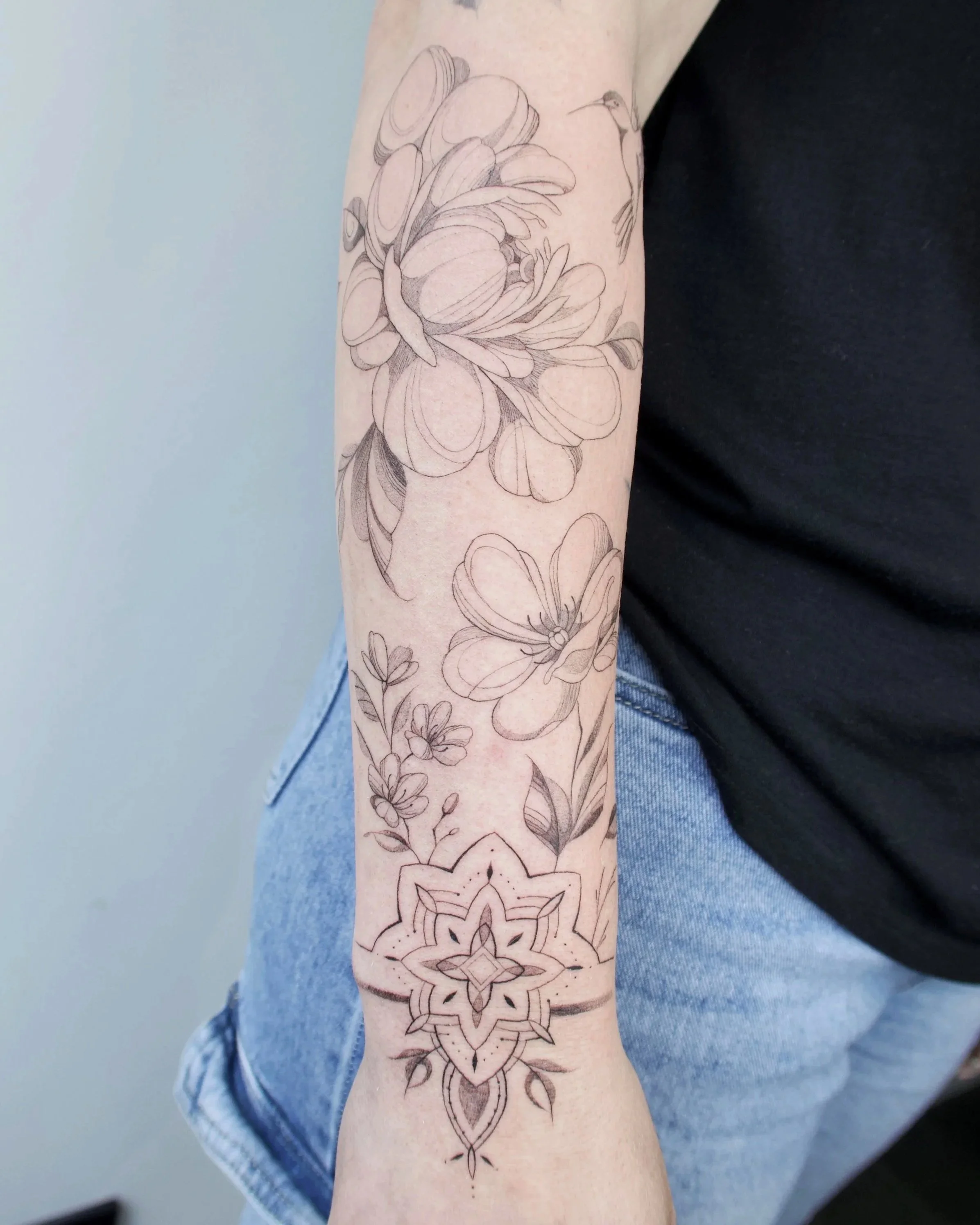 floral sleeve onderarm pioenrozen ornament