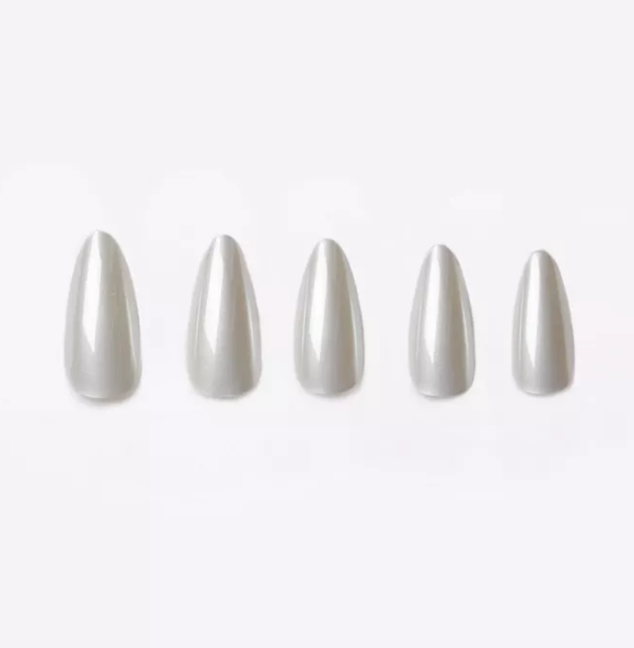 Tip Beauty Icing on the Cake Press On Nails