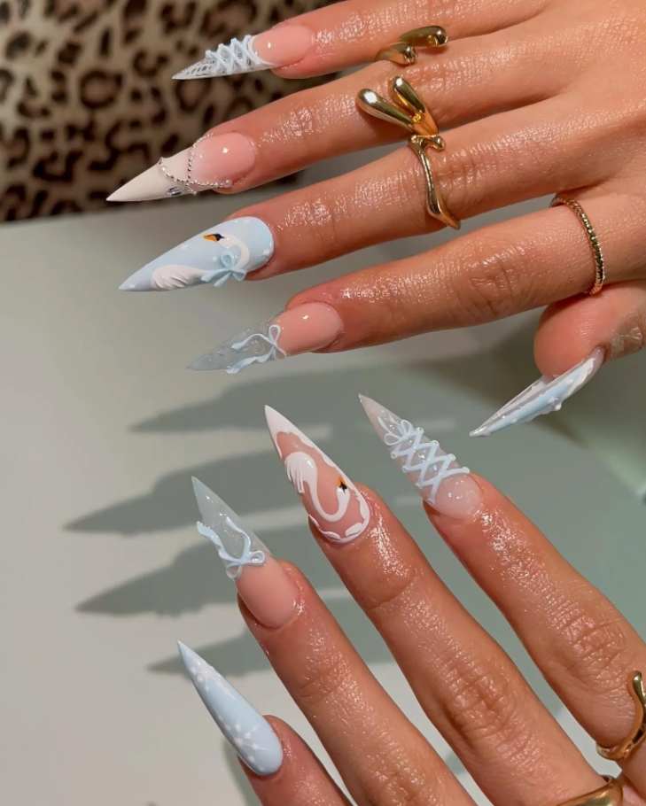 Bettytimeo Blue Swan Press On Nails