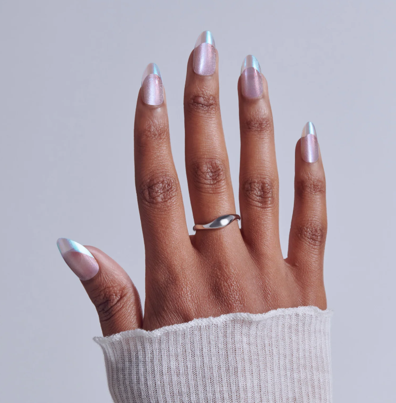 KISS GLAM Fairy Tale Embellished Press On Nails