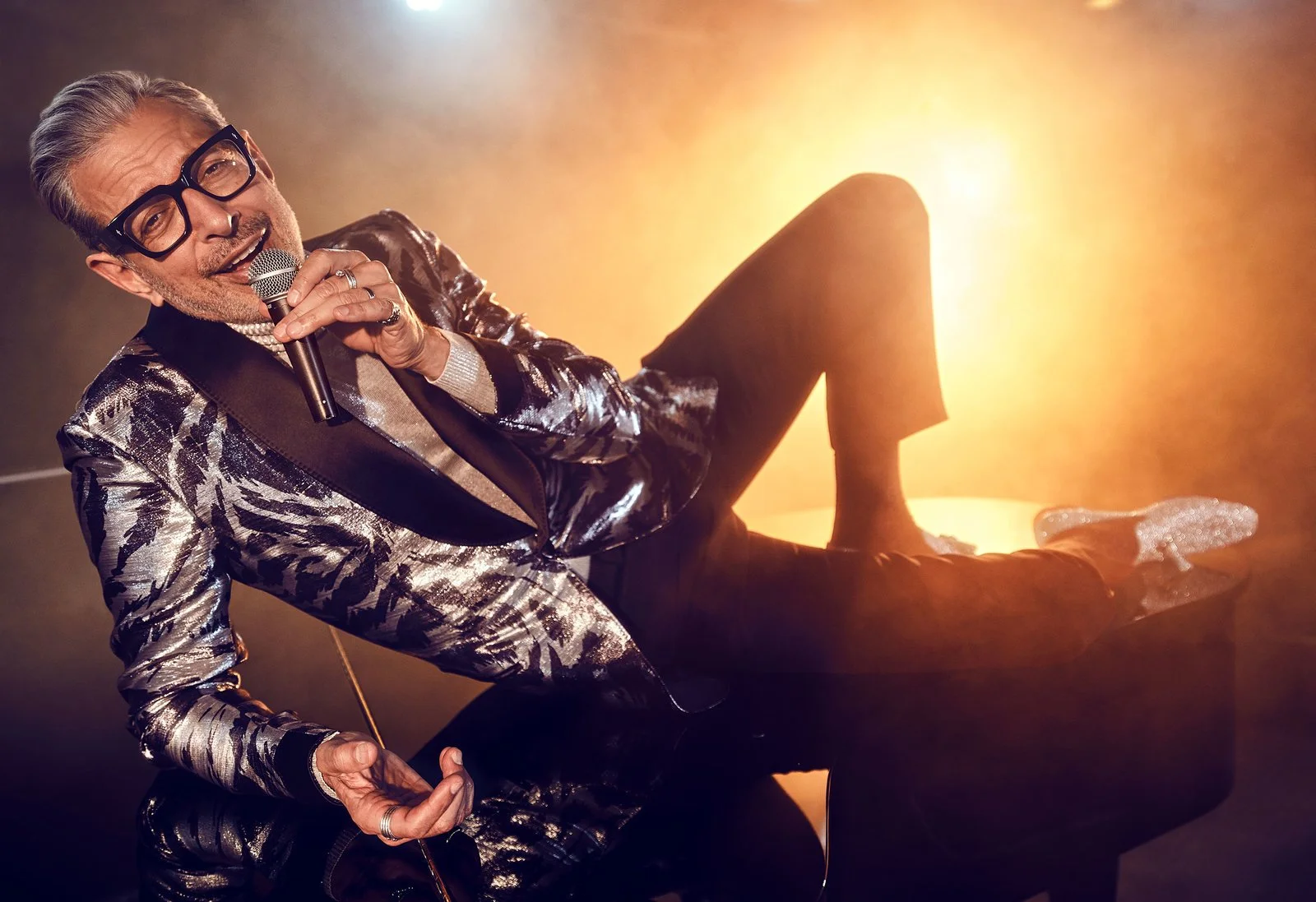 The Song Never Remains the Same in the Improv Life of Jeff Goldblum (InStyle)