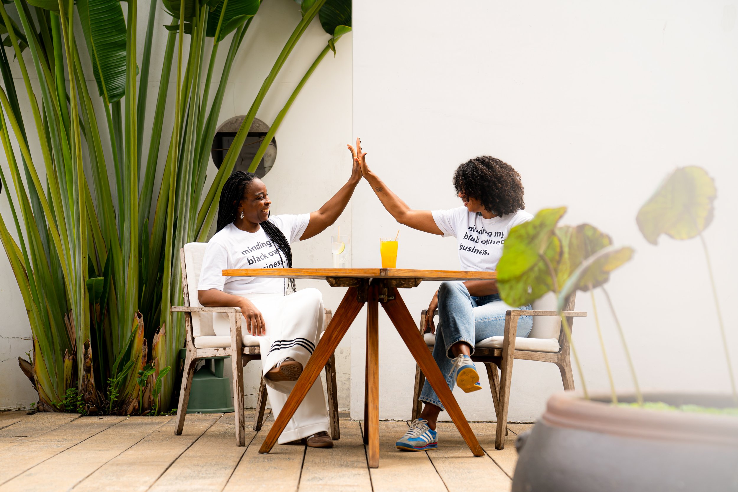 Expat Sisterhood: Finding your ride or die at friendships abroad.