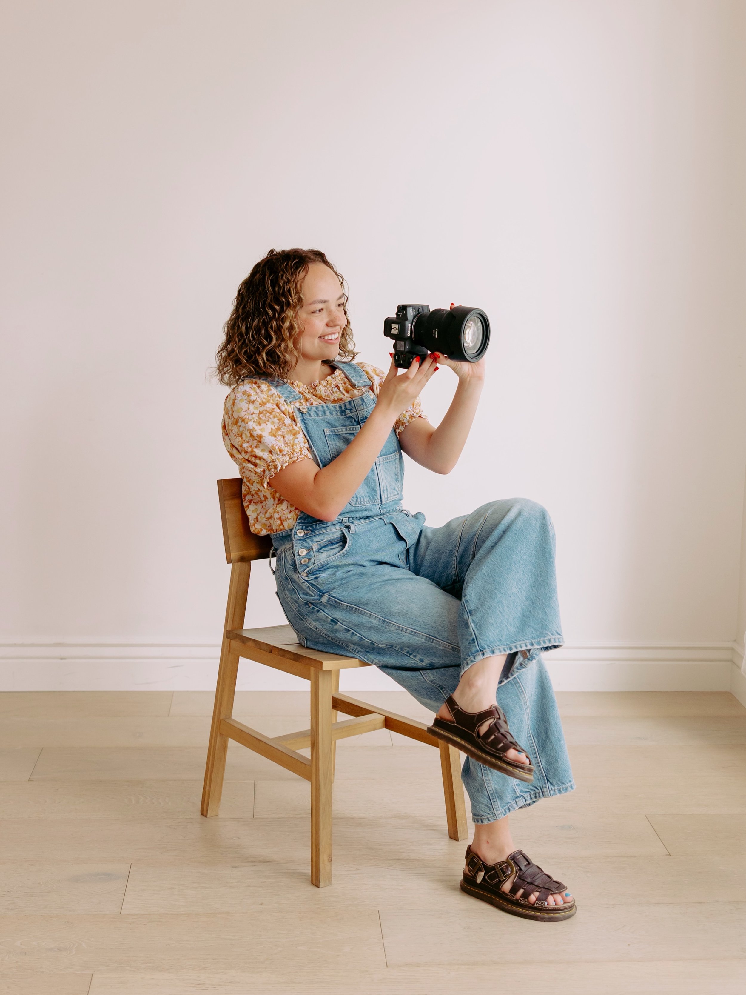 Hey cuties :)

Welcome to Amalia J Photo&hellip; aka the happiest corner of Instagram! 

I love to take photos that transport you right back to the joy of the moment. Life is meant to be celebrated and I&rsquo;m here to do just that!

I want to get t