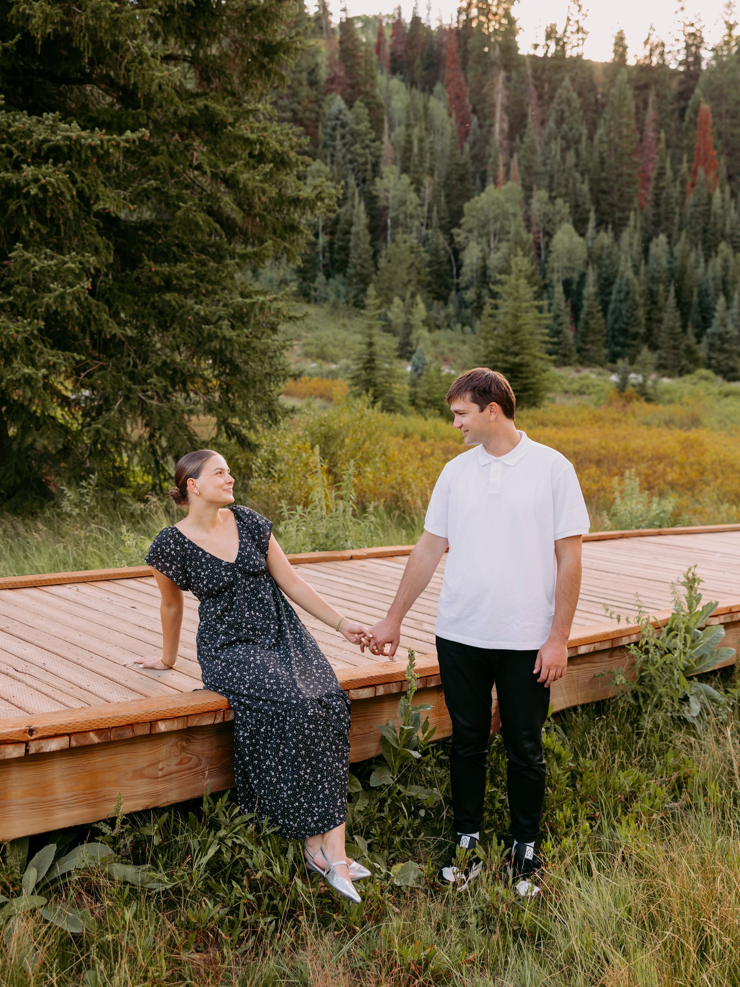Engagements for R &amp; O🤎

#utahengagementphotographer #engagementoutfit #photoshootinspo #utahphotographer #utahweddingphotographer
