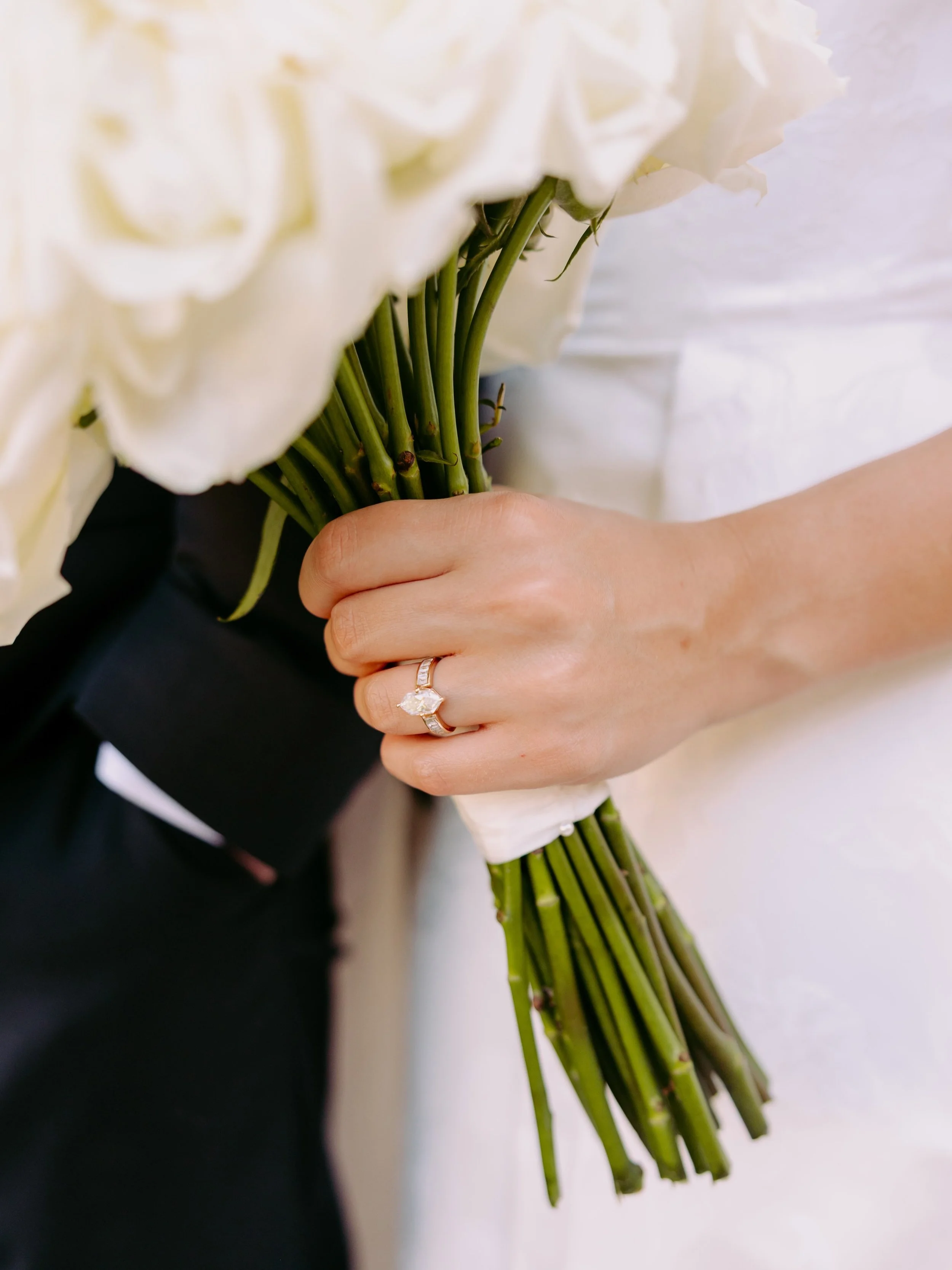 Only THE classiest bridals for these two 🕊️💍🤍

#utahbridal #utahweddingphotographer #utahbridalphotographer #utahweddingvenue #springvilleartmuseum