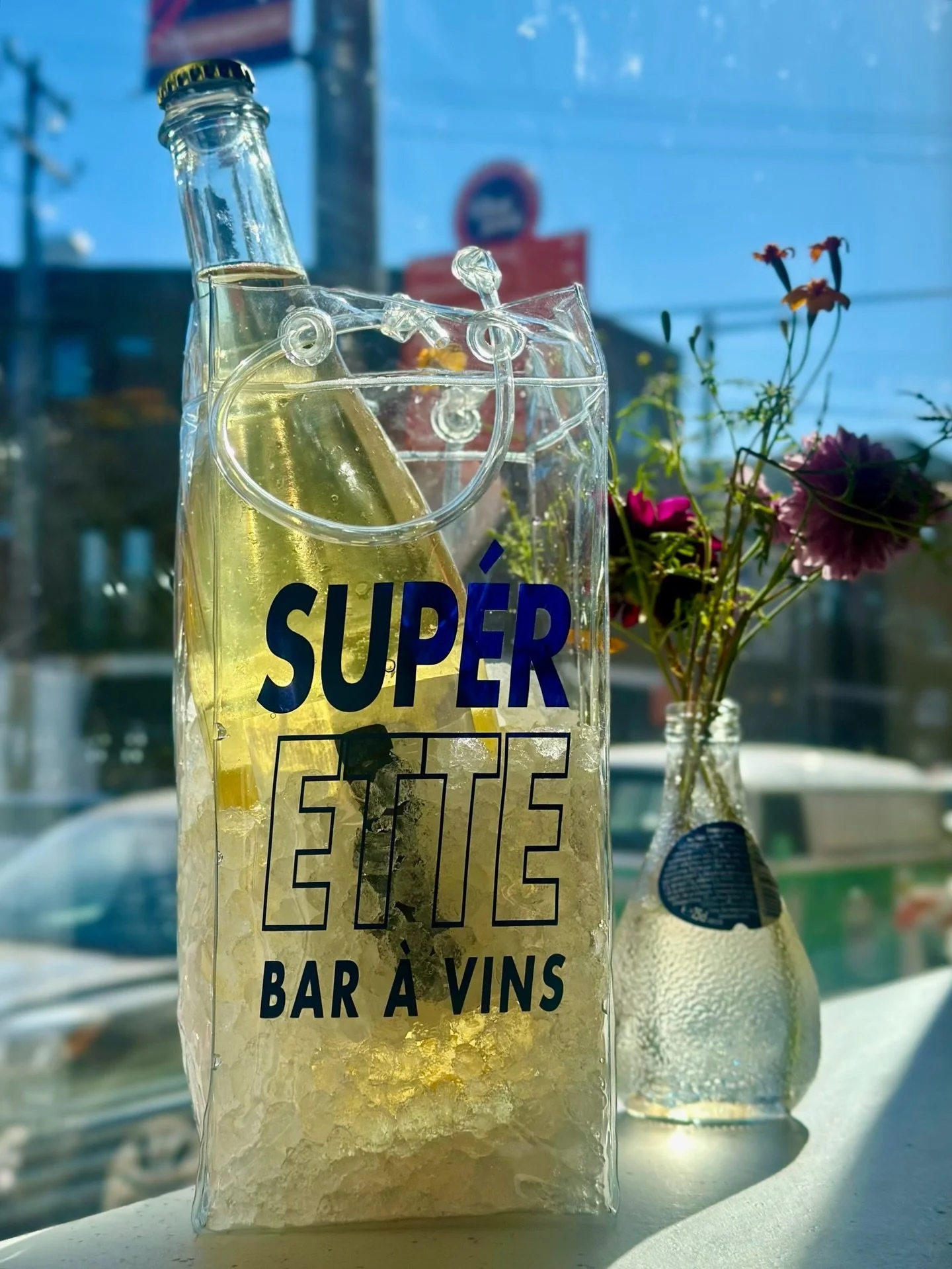 That new, new 💅 

Ice your bottle down in-house or grab a bag for your bottle to-go &mdash; $10 in the shop! Perfect for gifting that holiday bottle.