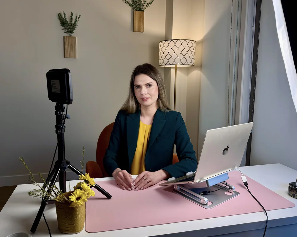 Virtual Interview Camera How to Instantly Improve Your On-Camera Presence – and Look Confident ...