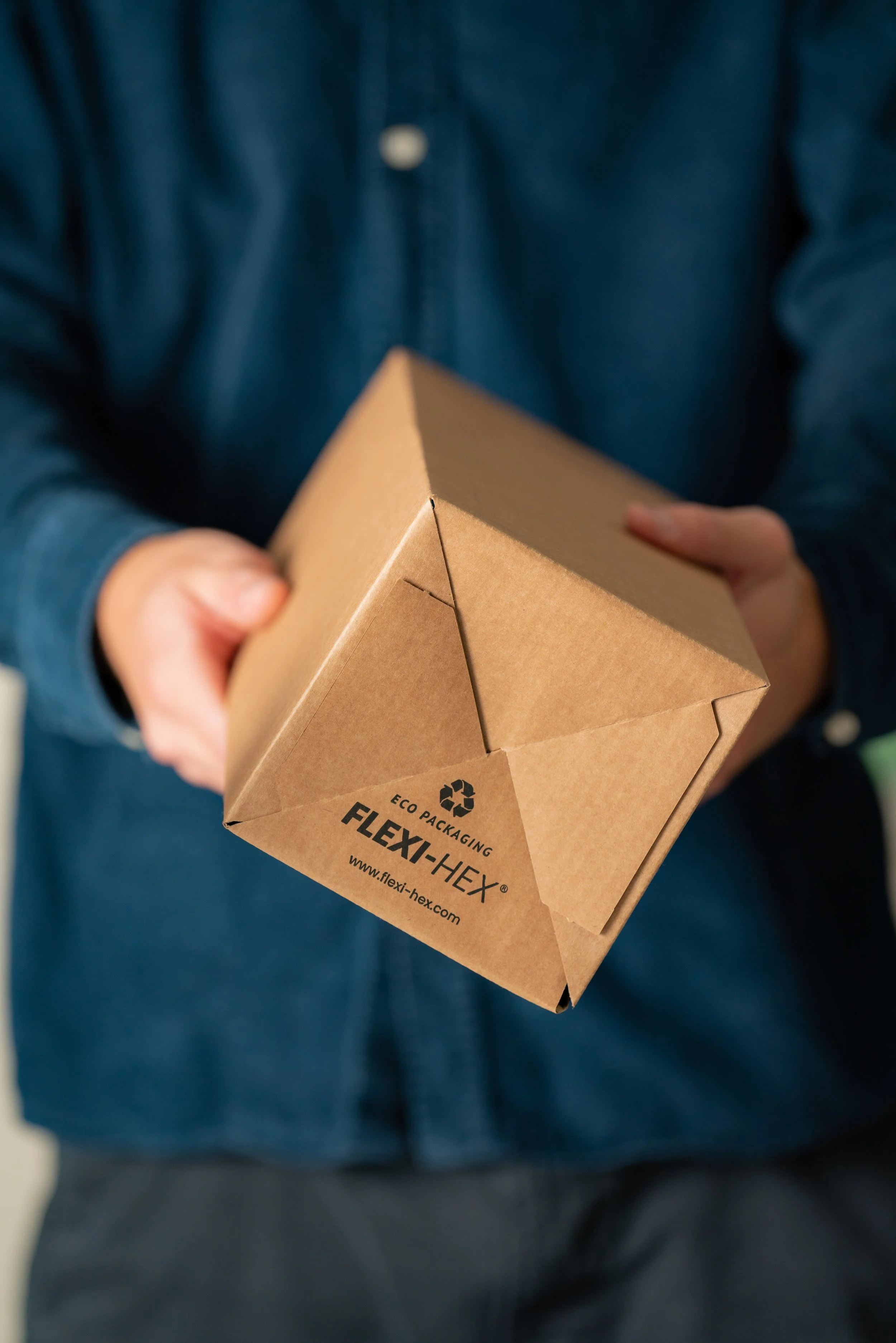 7 Flexi-Hex Single Pinch Top Box PIN-BOX-001CL.jpg