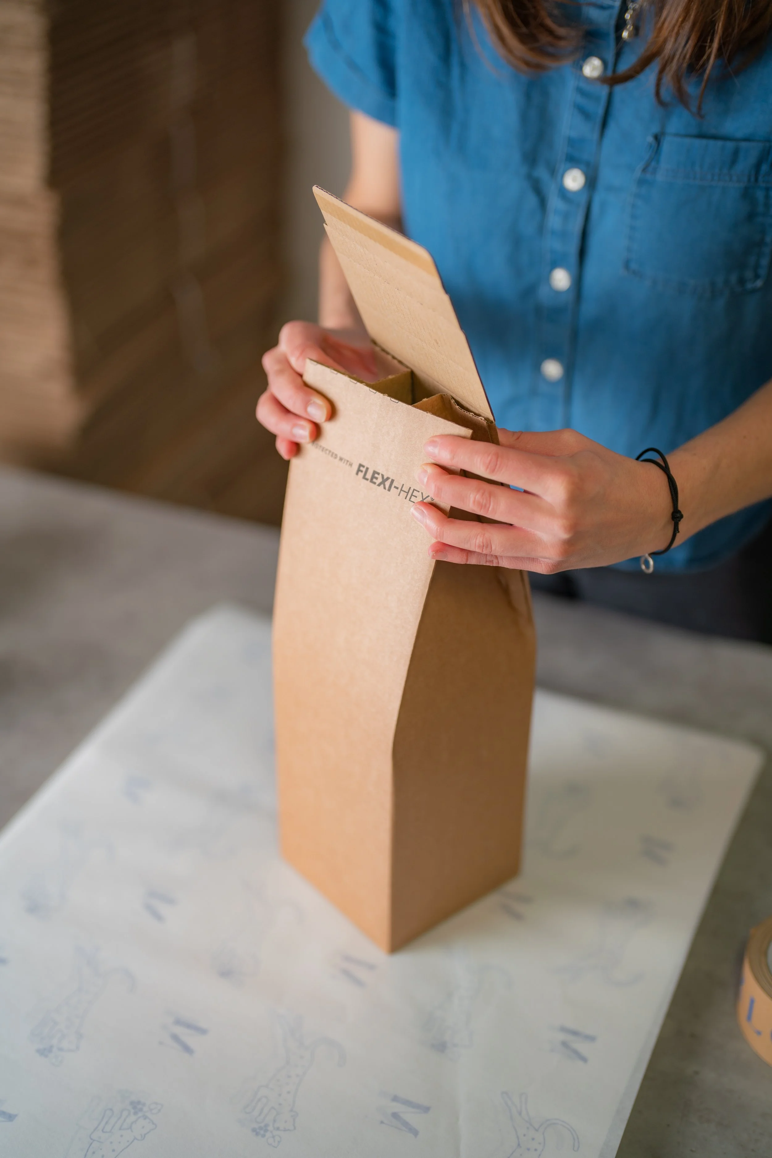 6 Flexi-Hex Single Pinch Top Box PIN-BOX-001CL.jpg