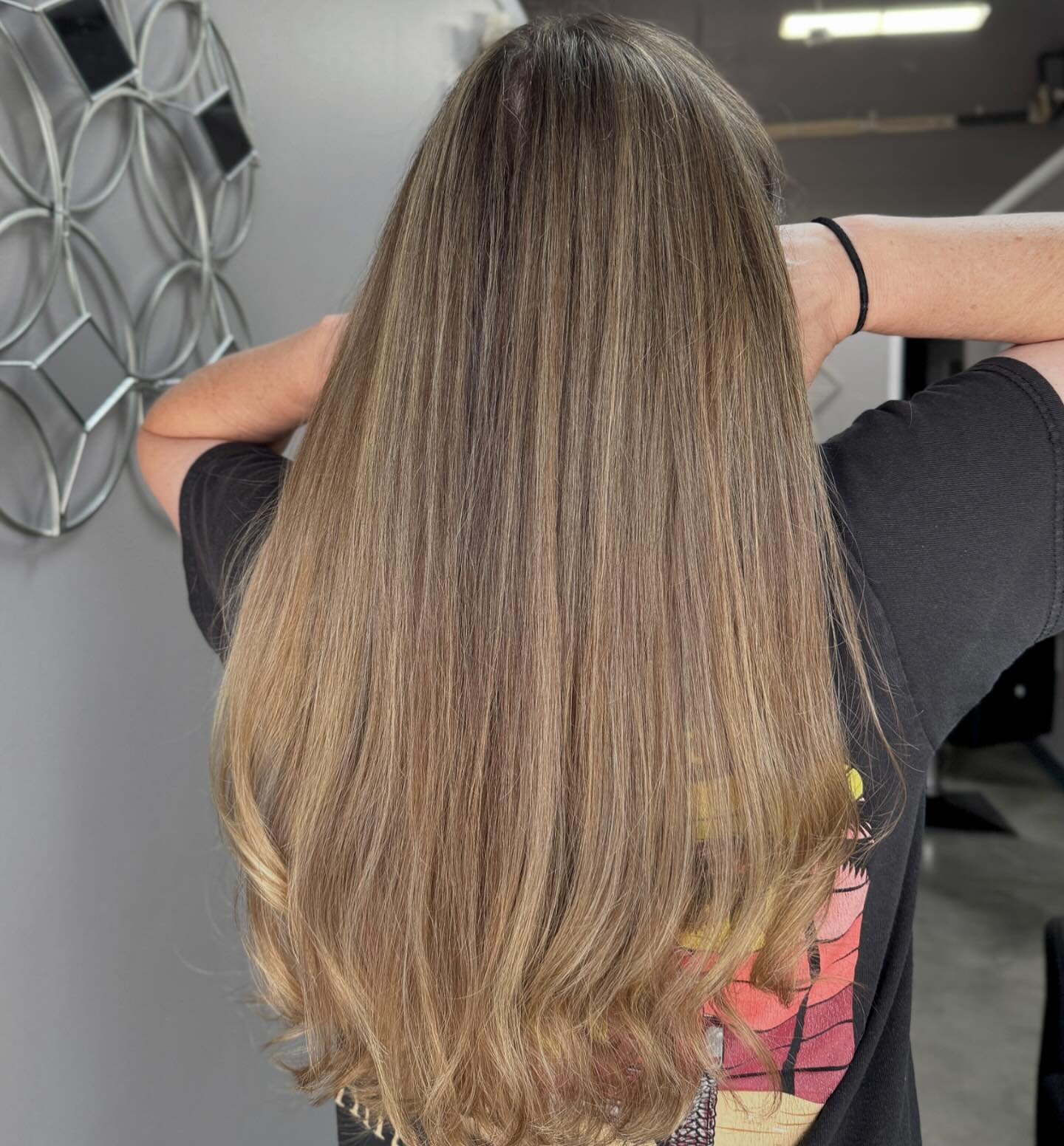 Artist: Jade 

✨Online Booking: www.vagaro.com/westhauscolorandextentionstudio

📞 Call Or Text (727) 312-5000 ✨
📍1714 Davenport Drive Suite 203, Trinity FL 34655
💌 westhaushairstudio@gmail.com
🖥️ www.westhaushairstudio.com

#tampaflorida #tampaha