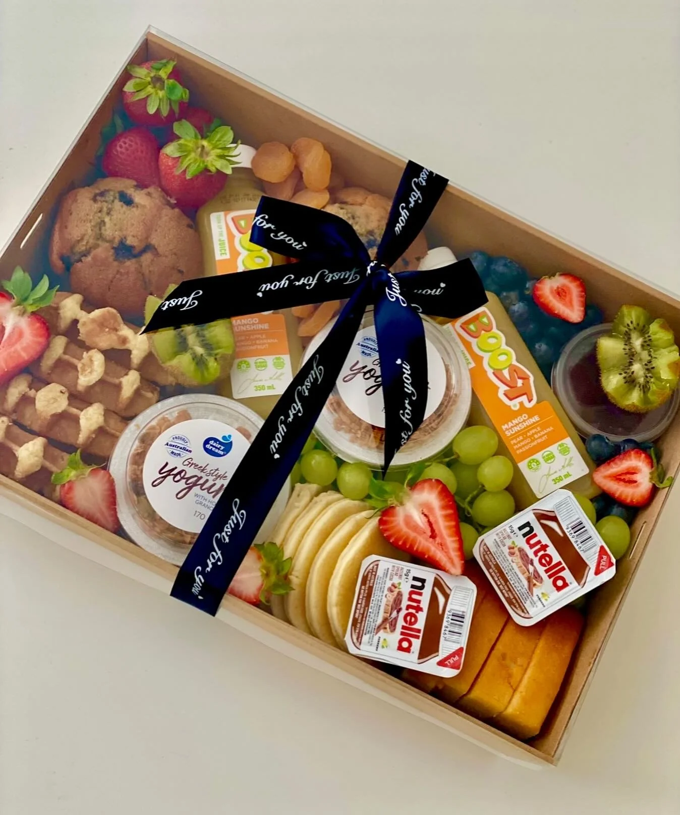 GIVEAWAY💕 
We are giving ONE lucky follower the chance to win a breakfast grazing box valued at $120. 

How to enter:
1. Make sure you are following our page
2. Tag 3 friends in seperate comments
3. Share this post and tag us for extra entries.

Com