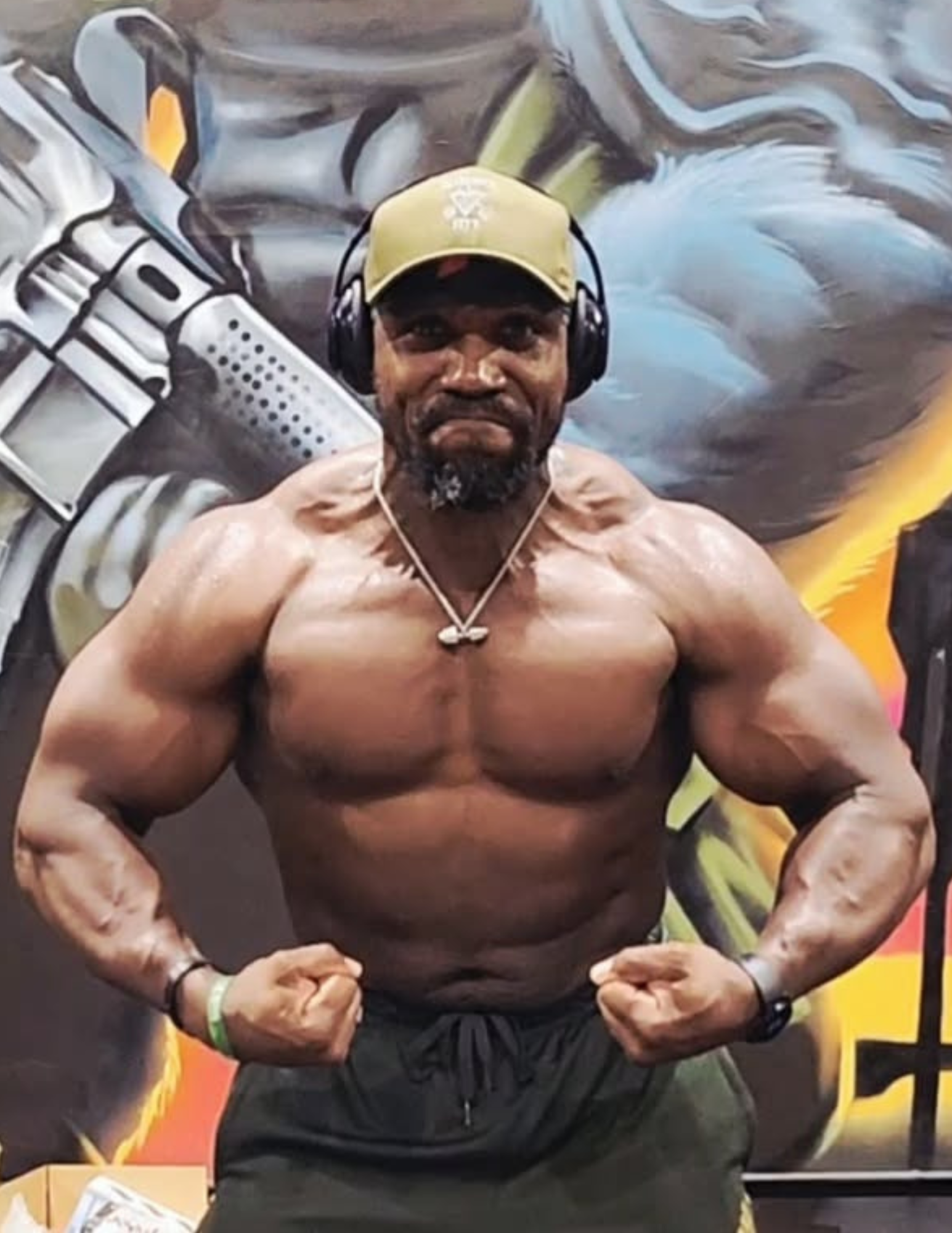 SHOMO Oni
IFBBPro / Fitness Coach